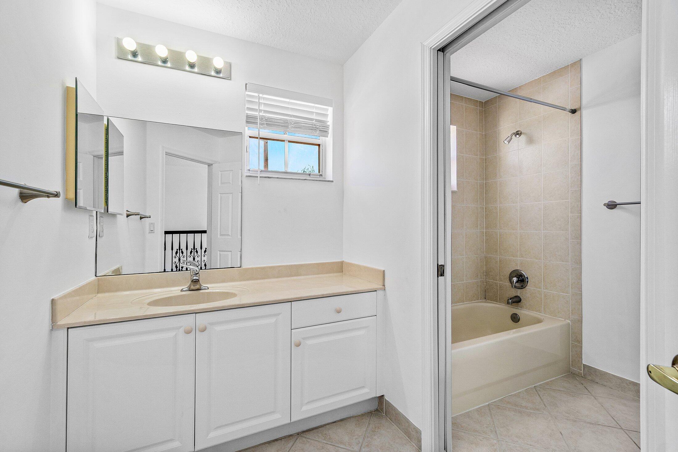 2258 Balsan Way Wellington, FL 33414