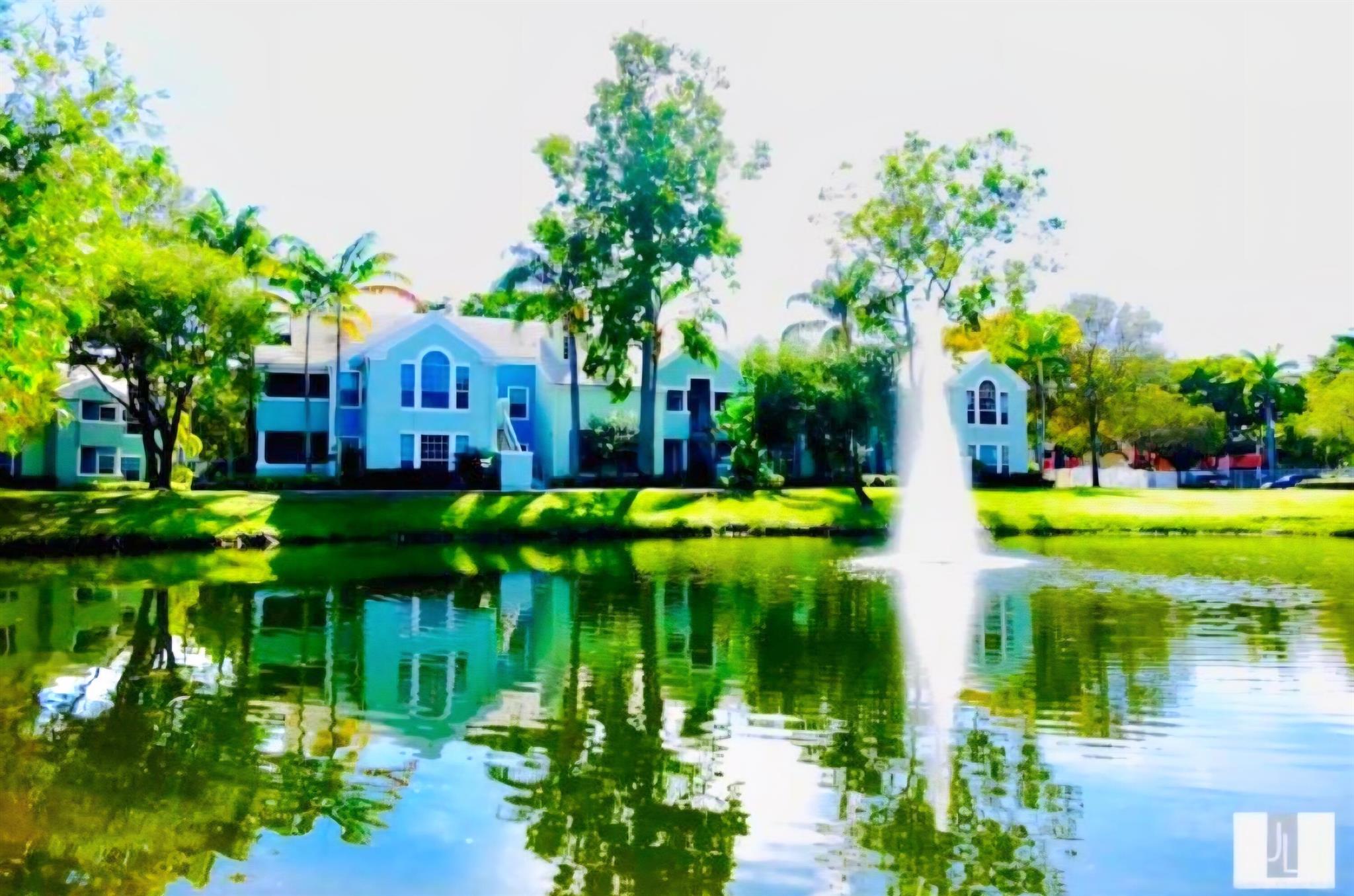 1050 Crystal Way #C