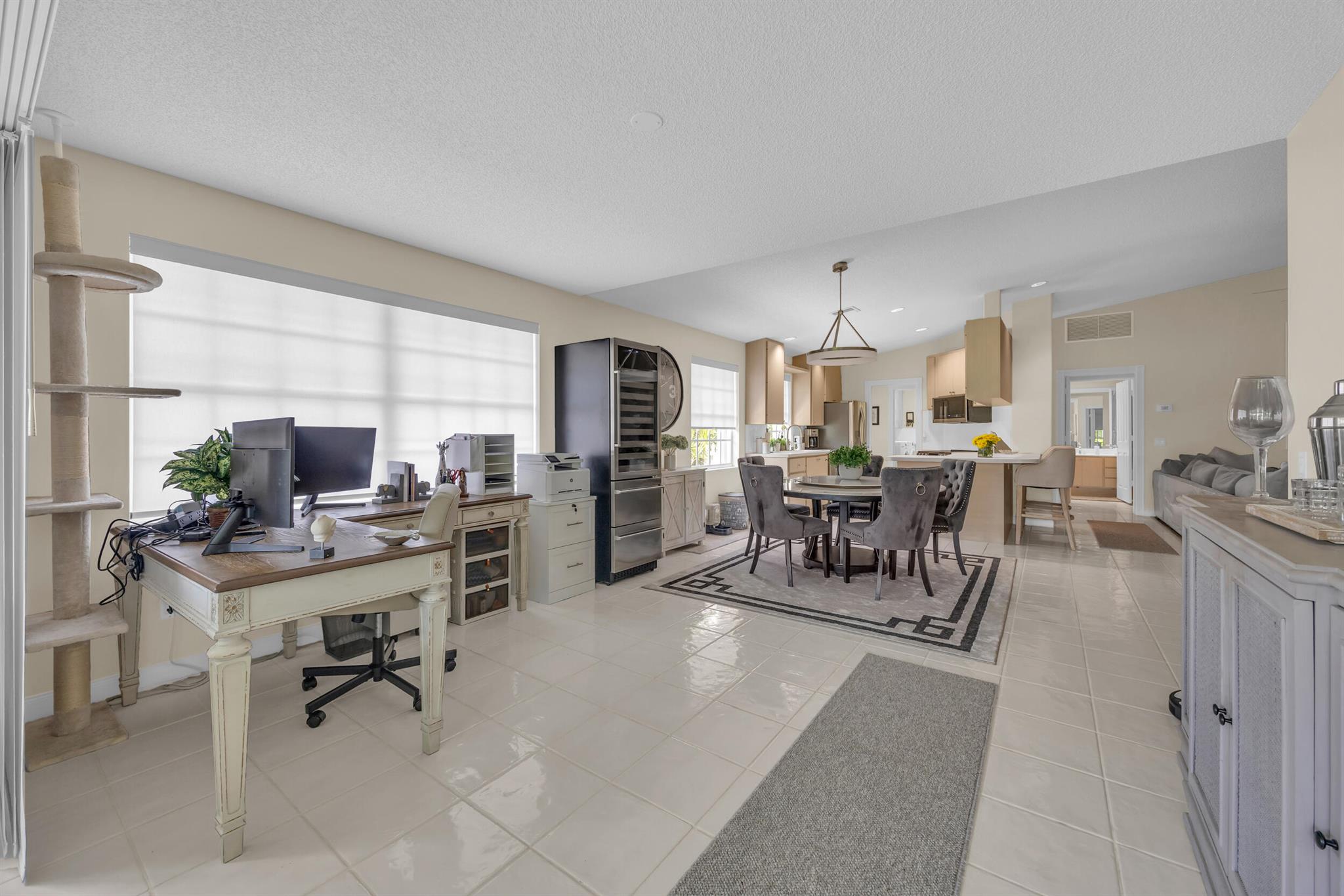 233 Brier Cir Jupiter, FL 33458