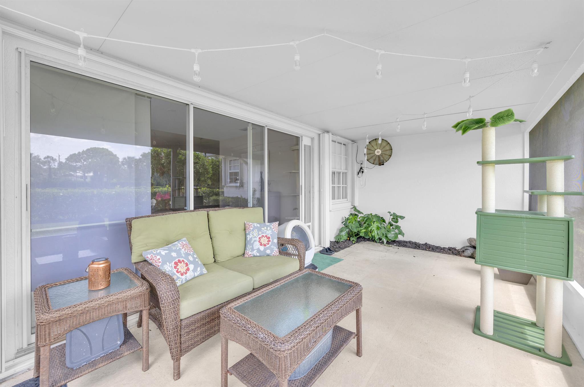 233 Brier Cir Jupiter, FL 33458