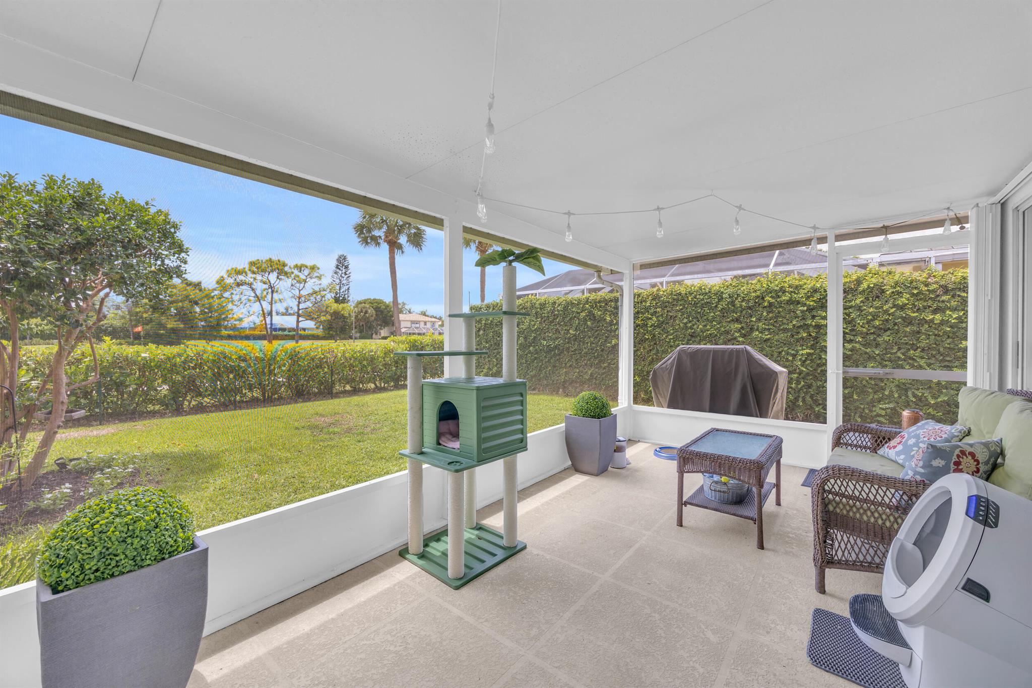 233 Brier Cir Jupiter, FL 33458