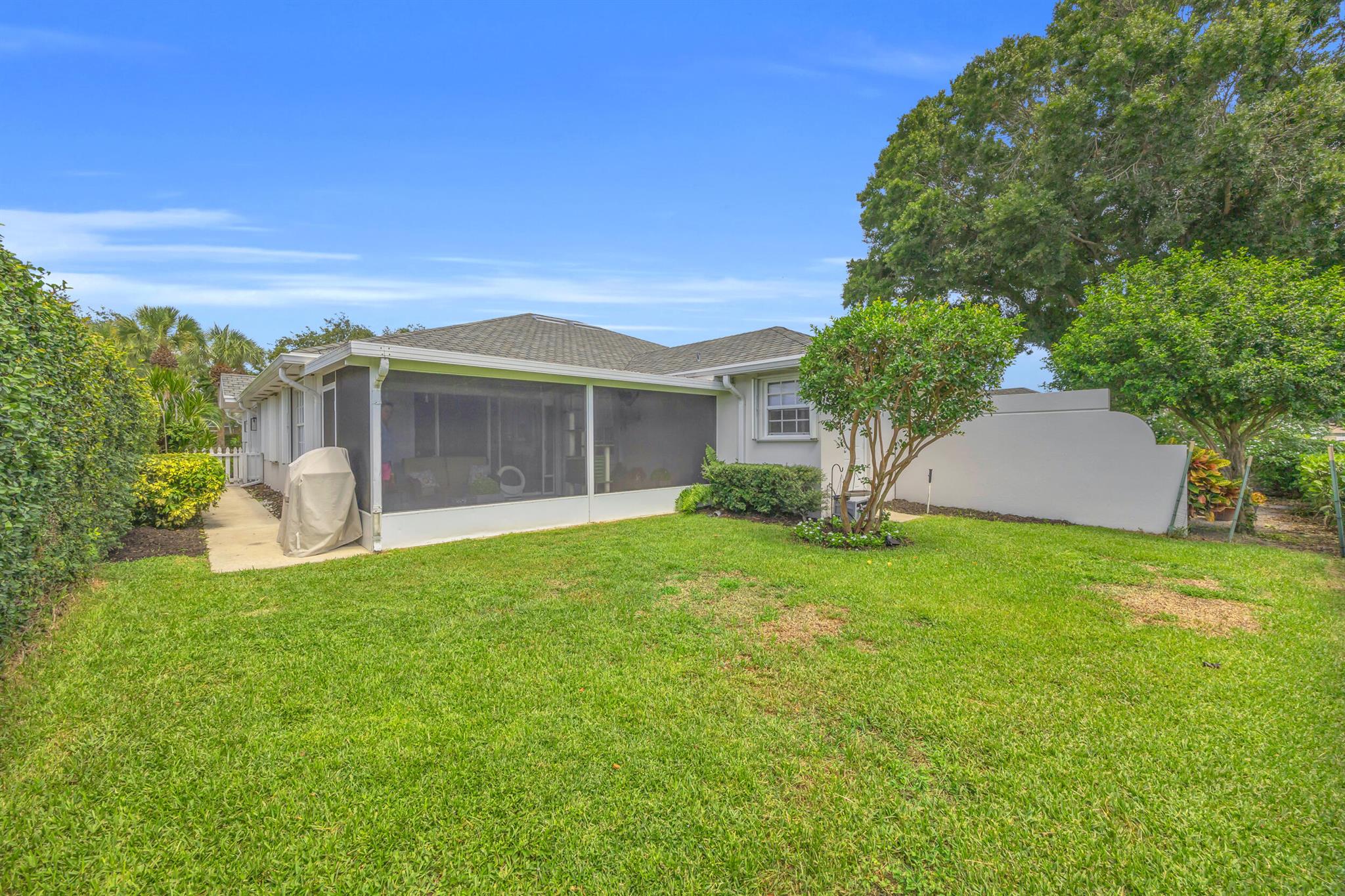 233 Brier Cir Jupiter, FL 33458