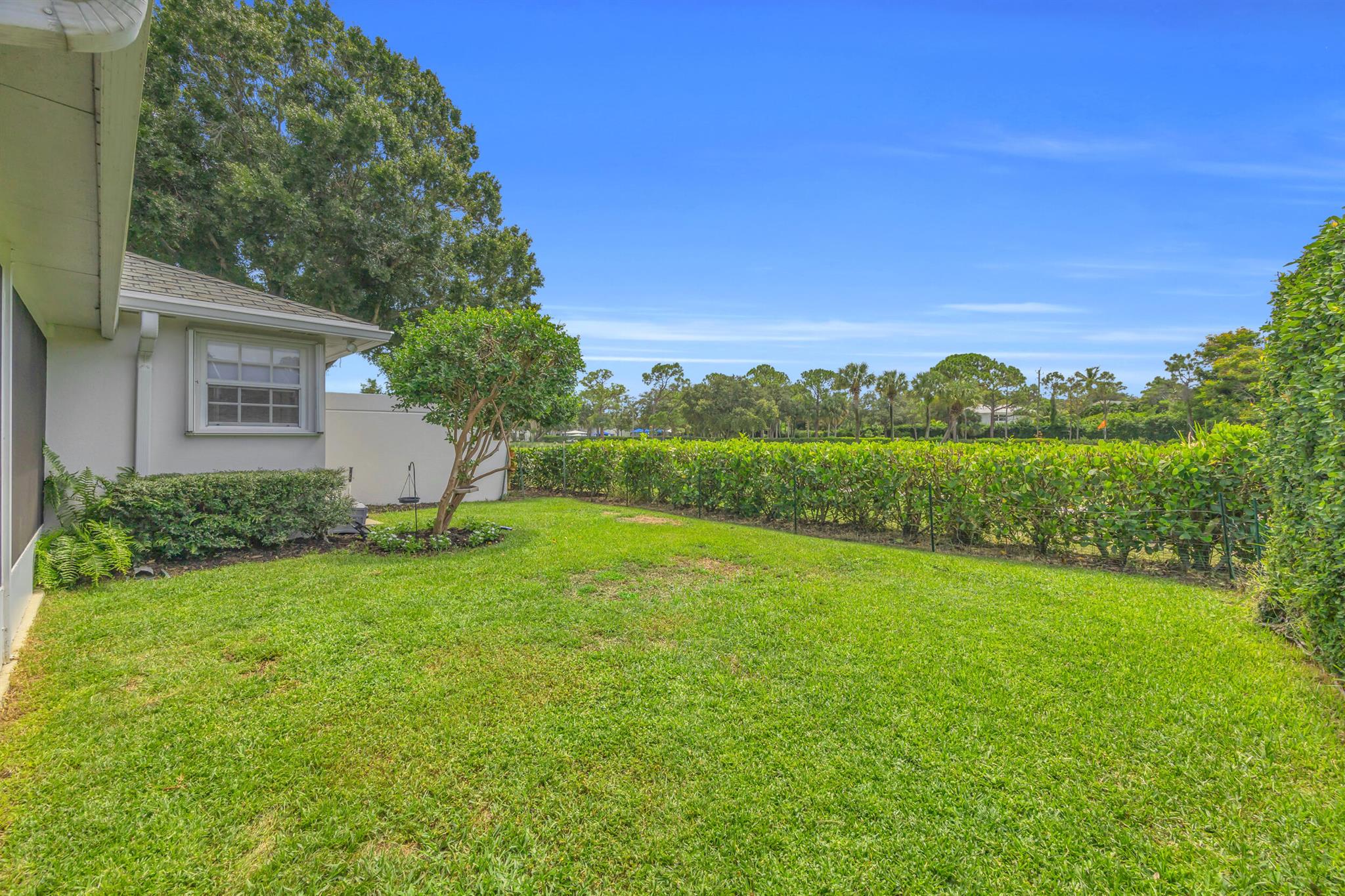 233 Brier Cir Jupiter, FL 33458