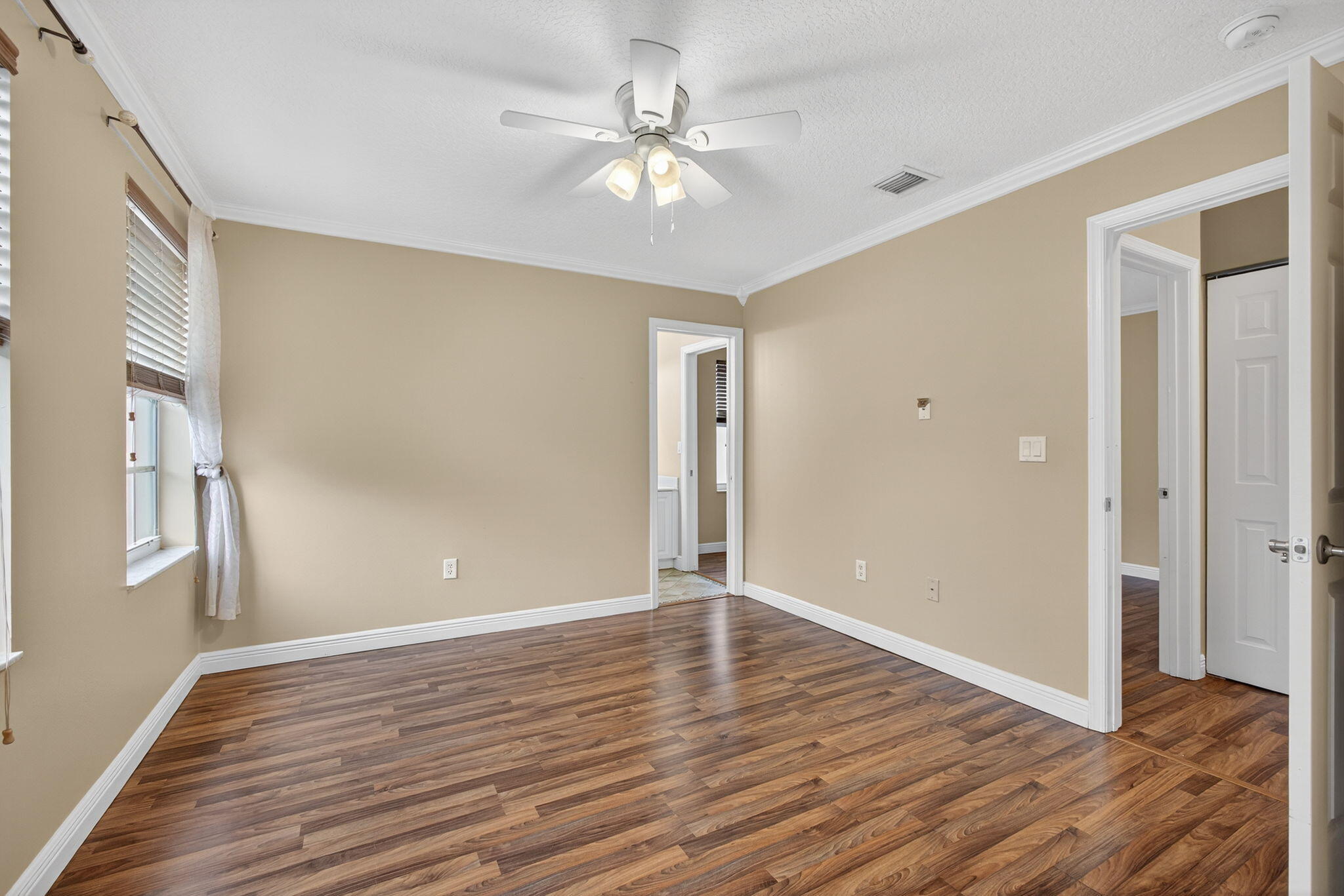 8933 Alexandra Cir Wellington, FL 33414