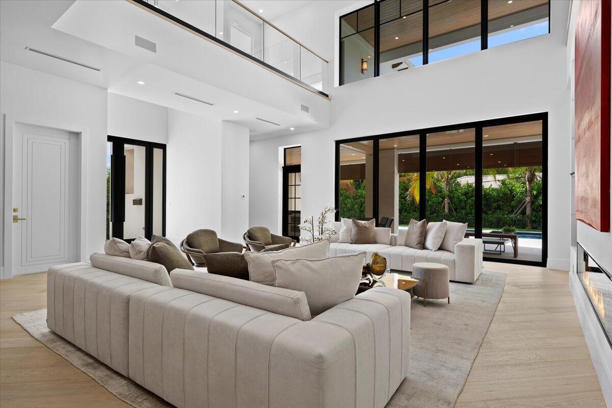 6707 Pamela Ln West Palm Beach, FL 33405 6707 Pamela Ln West Palm Beach, FL 33405