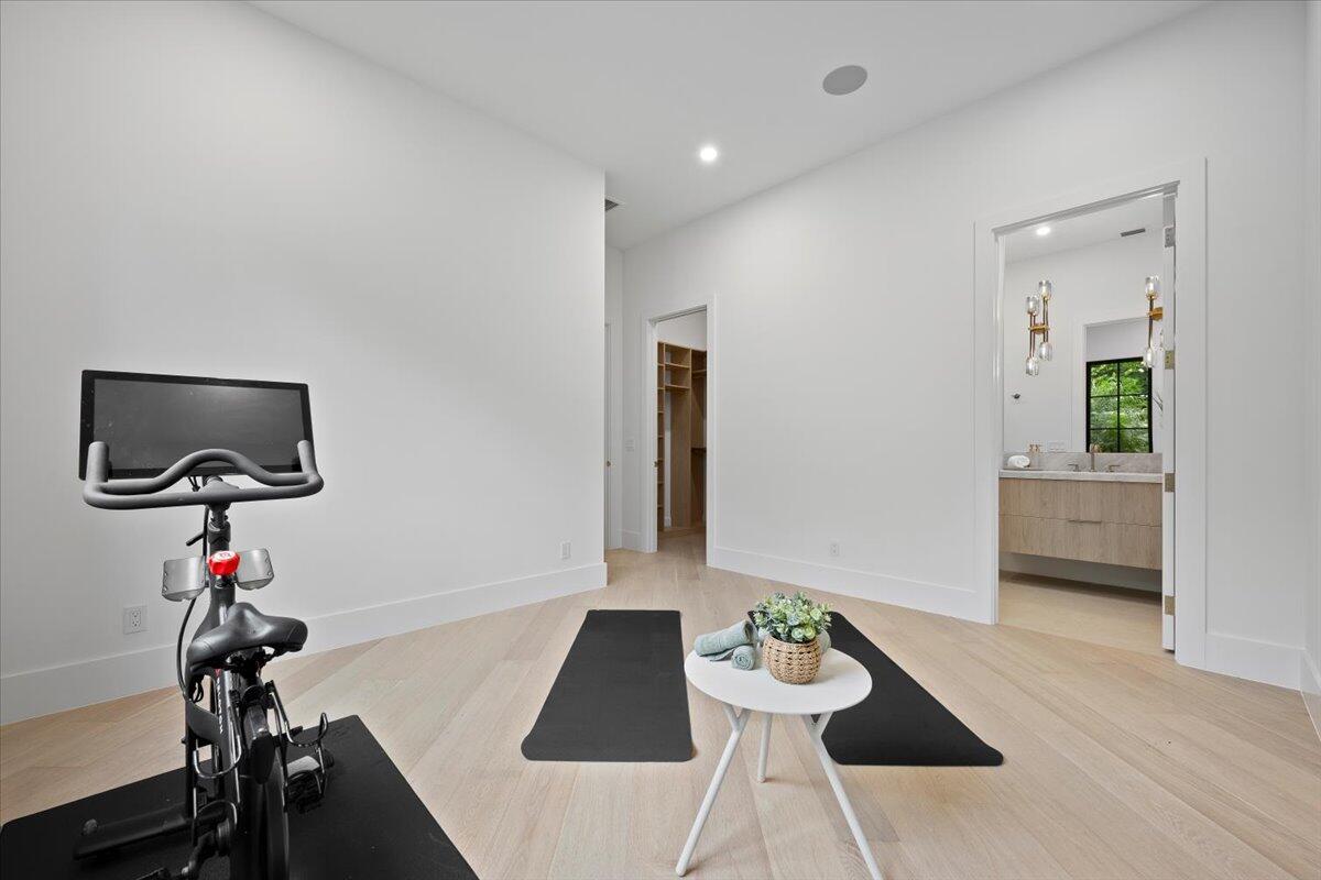6707 Pamela Ln West Palm Beach, FL 33405 6707 Pamela Ln West Palm Beach, FL 33405