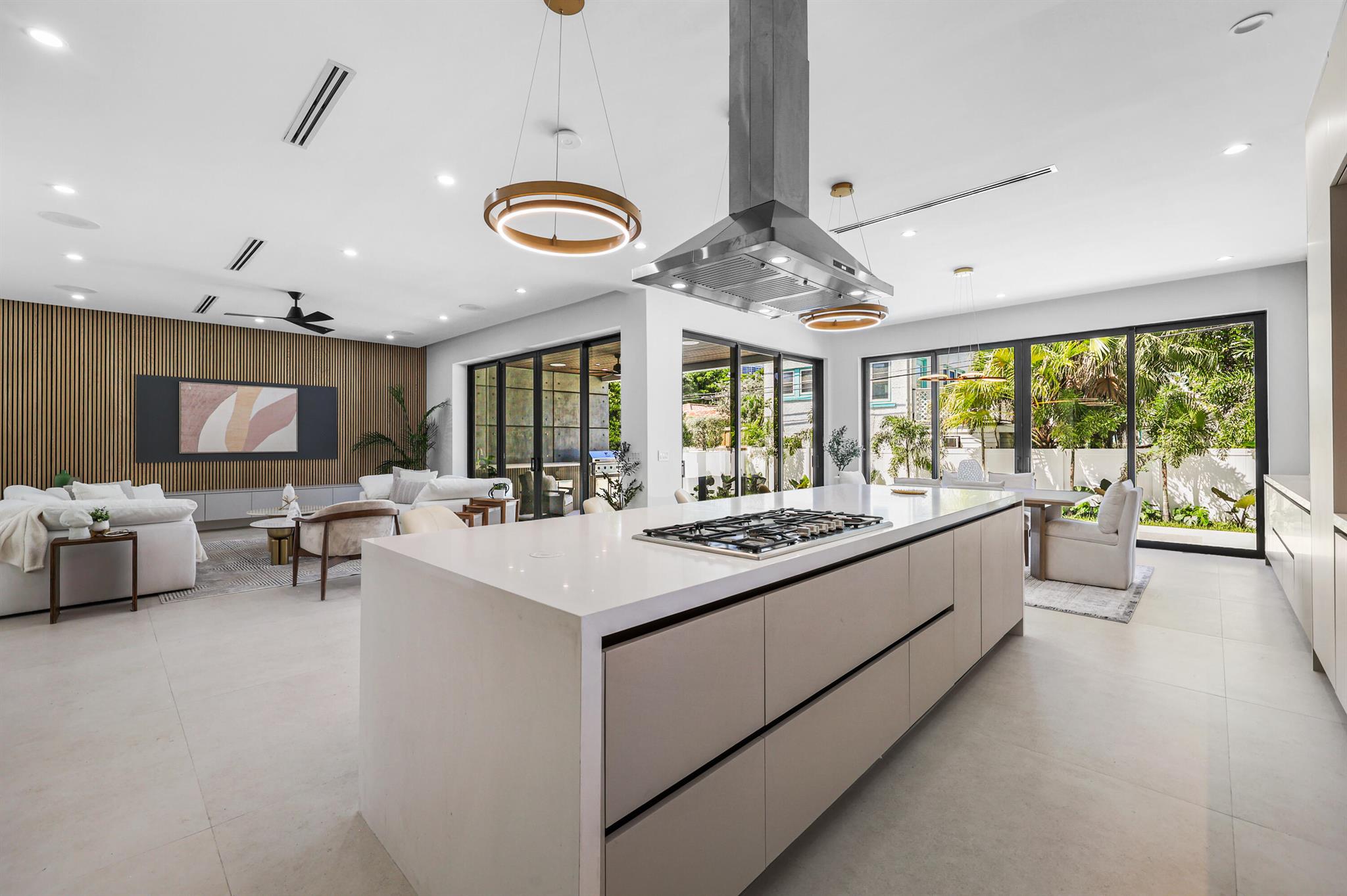 1013 SE 9th St Fort Lauderdale, FL 33316