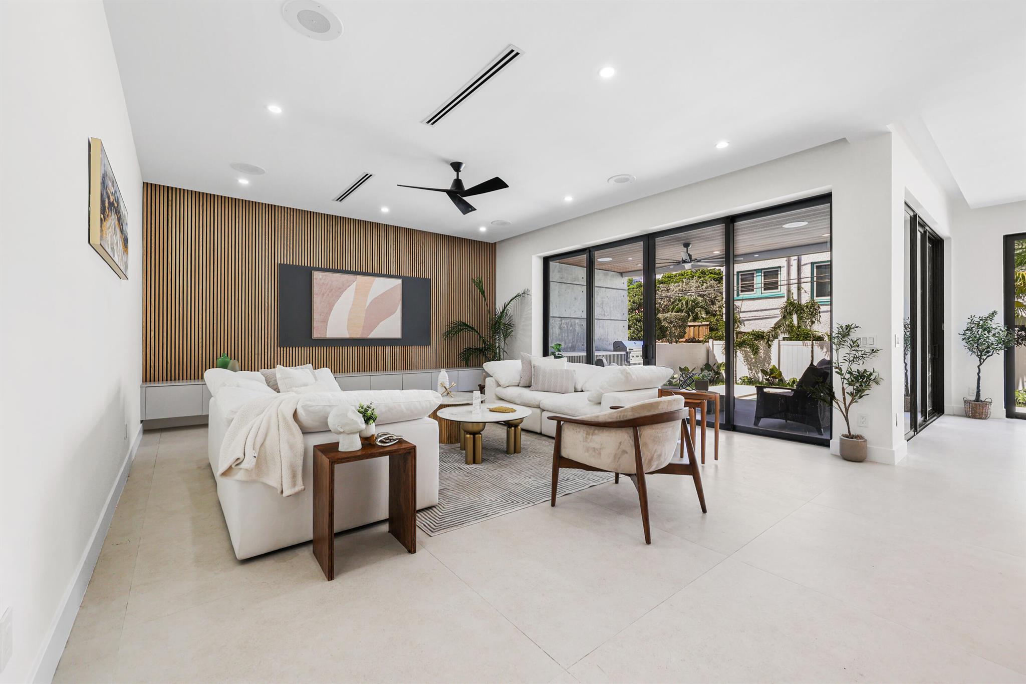 1013 SE 9th St Fort Lauderdale, FL 33316