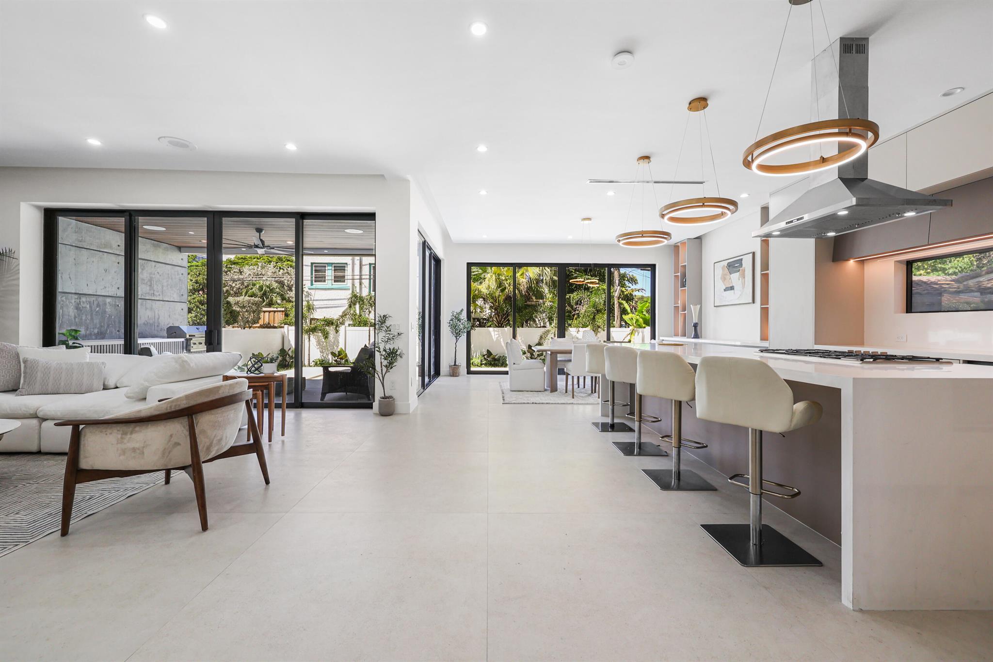 1013 SE 9th St Fort Lauderdale, FL 33316