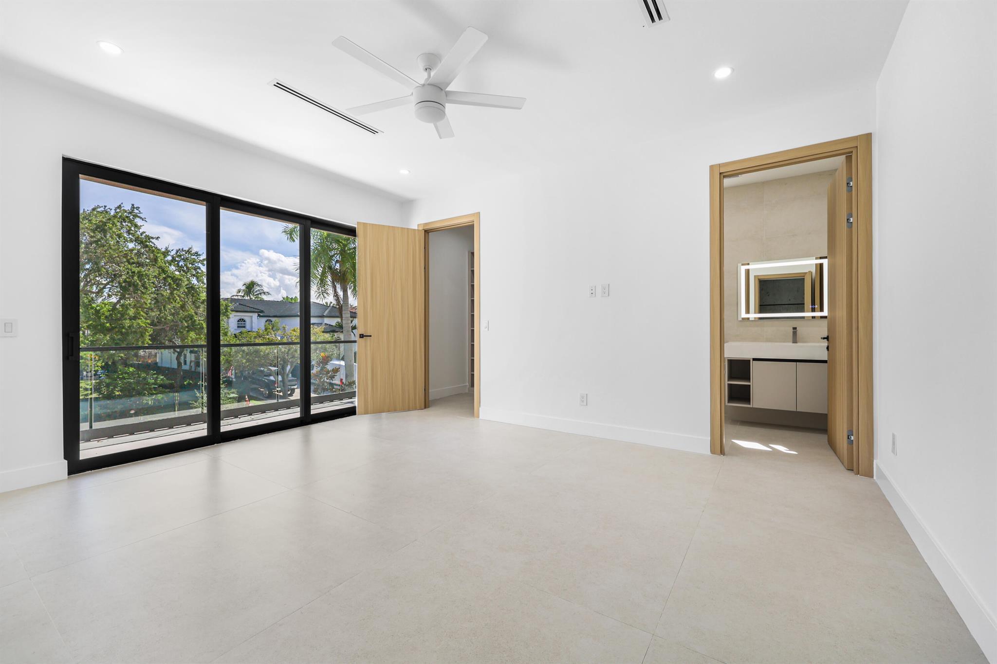 1013 SE 9th St Fort Lauderdale, FL 33316