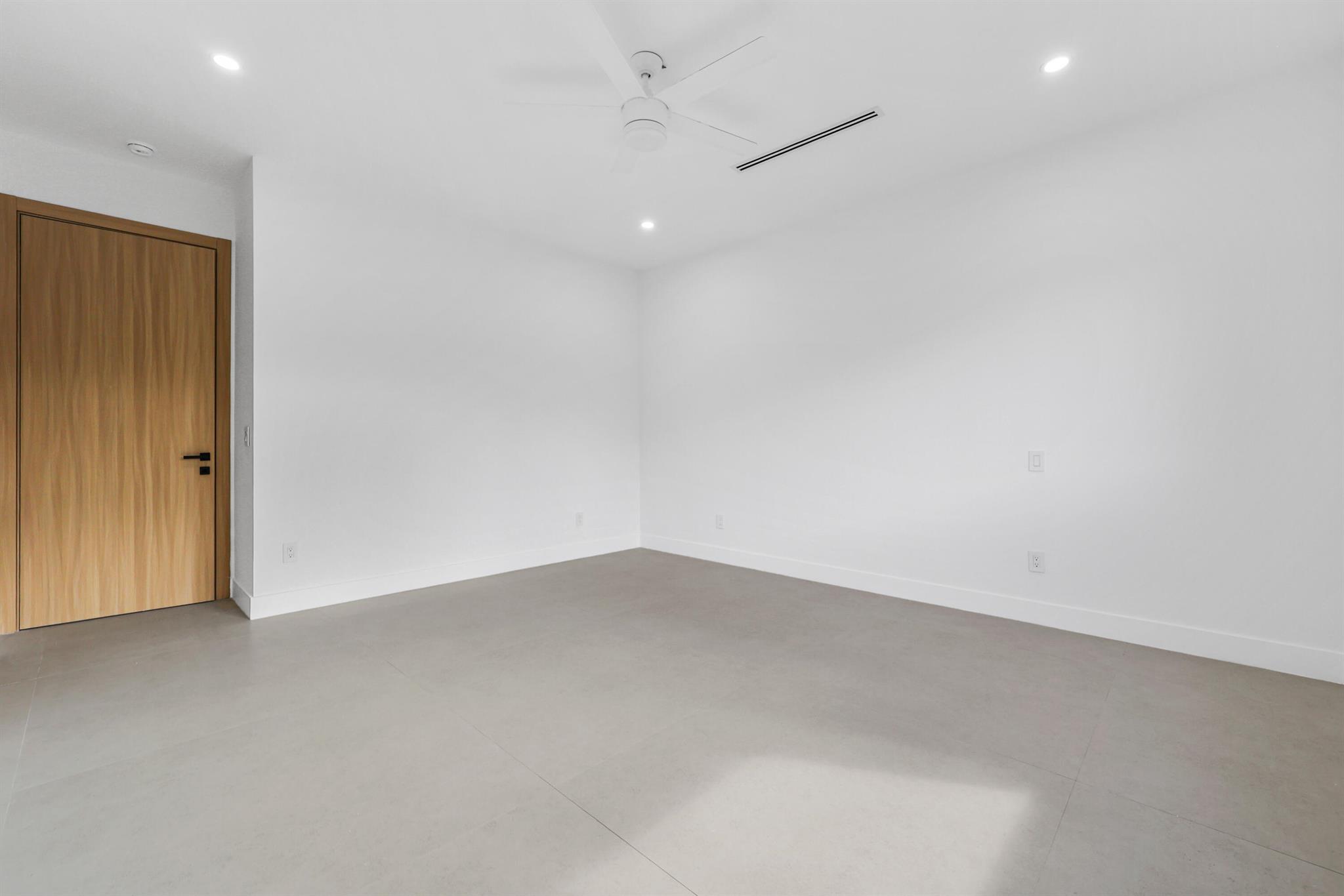 1013 SE 9th St Fort Lauderdale, FL 33316