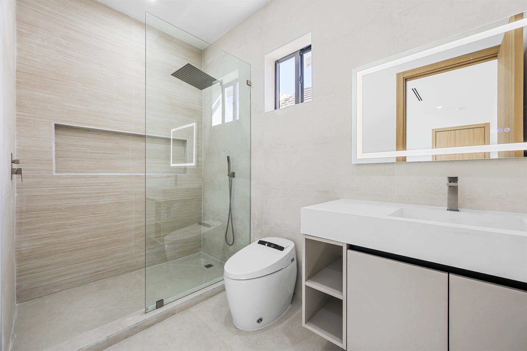 1013 SE 9th St Fort Lauderdale, FL 33316