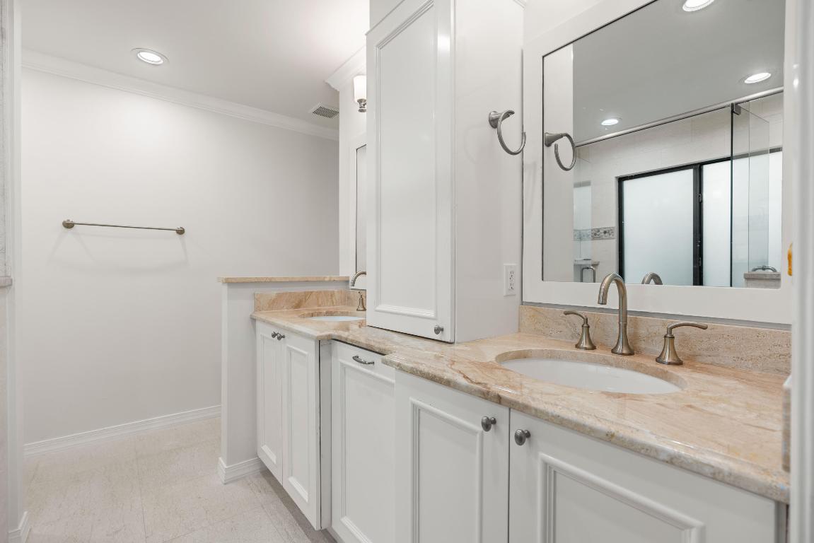 18289 SE Heritage Jupiter, FL 33469