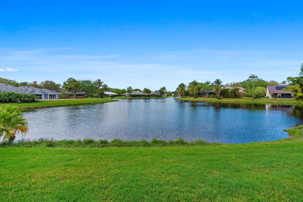 18289 SE Heritage Jupiter, FL 33469