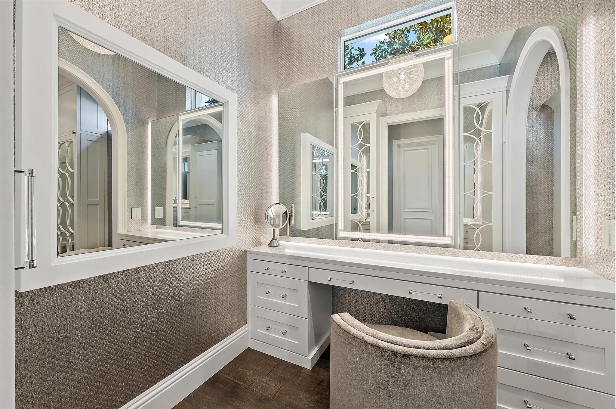 13791 Baycliff Dr North Palm Beach, FL 33408 13791 Baycliff Dr North Palm Beach, FL 33408