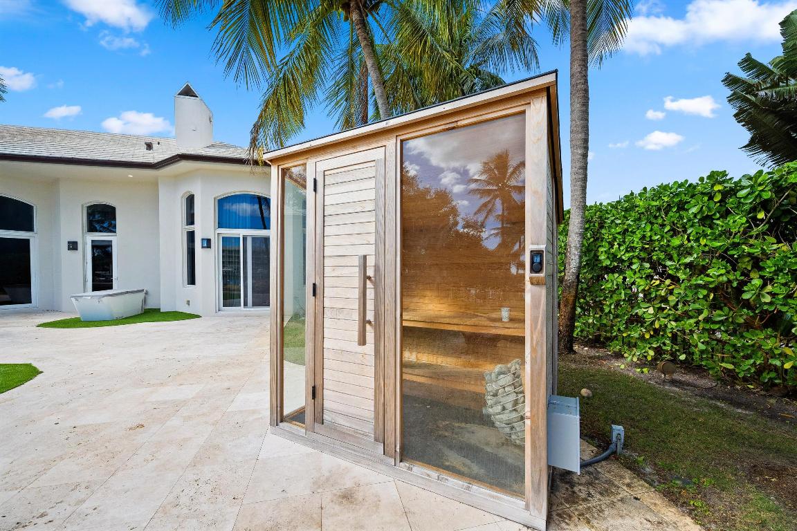 2270 Wilsee Palm Beach Gardens, FL 33410