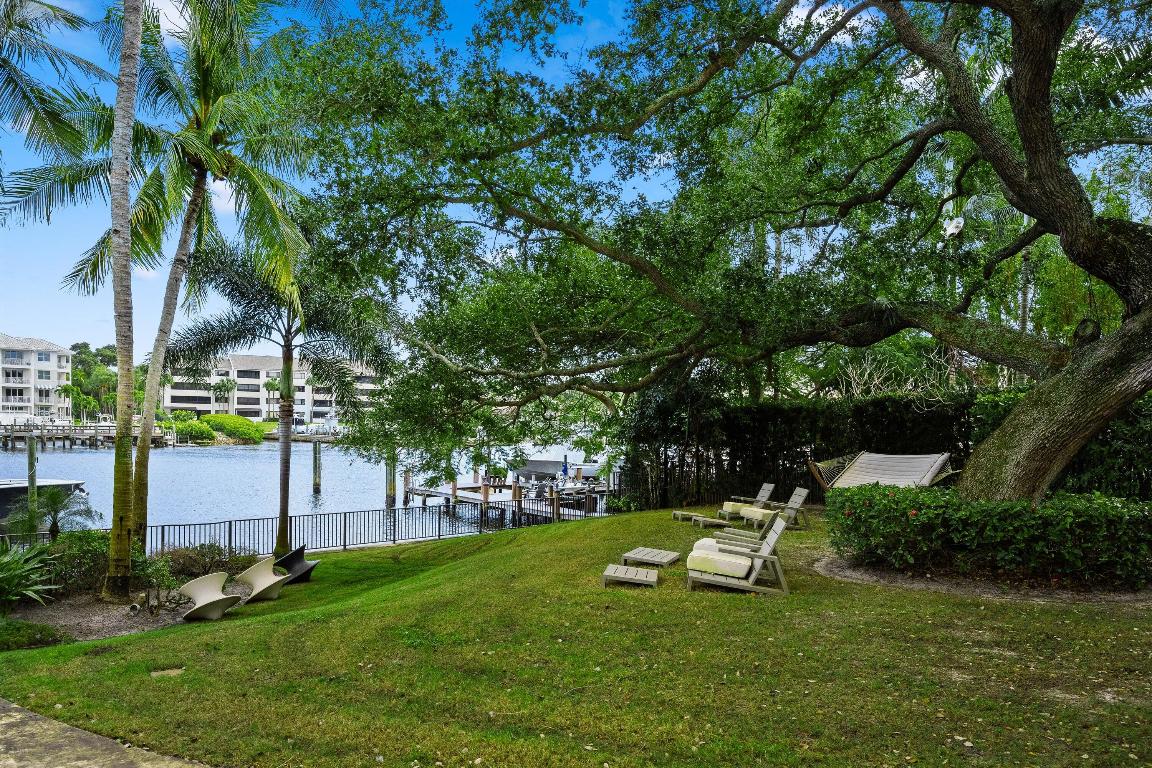 2270 Wilsee Palm Beach Gardens, FL 33410