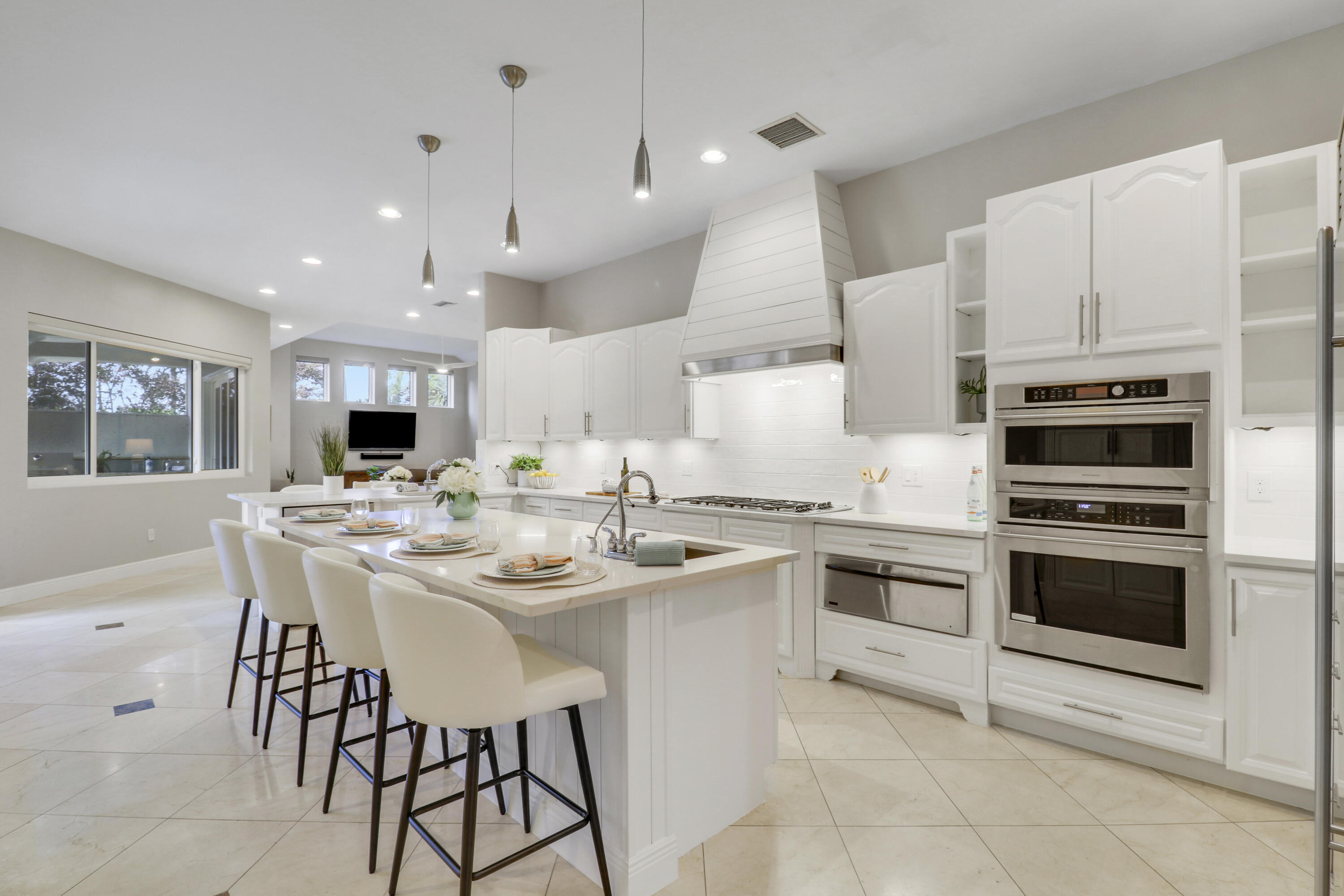 18512 SE Old Trl Jupiter, FL 33478