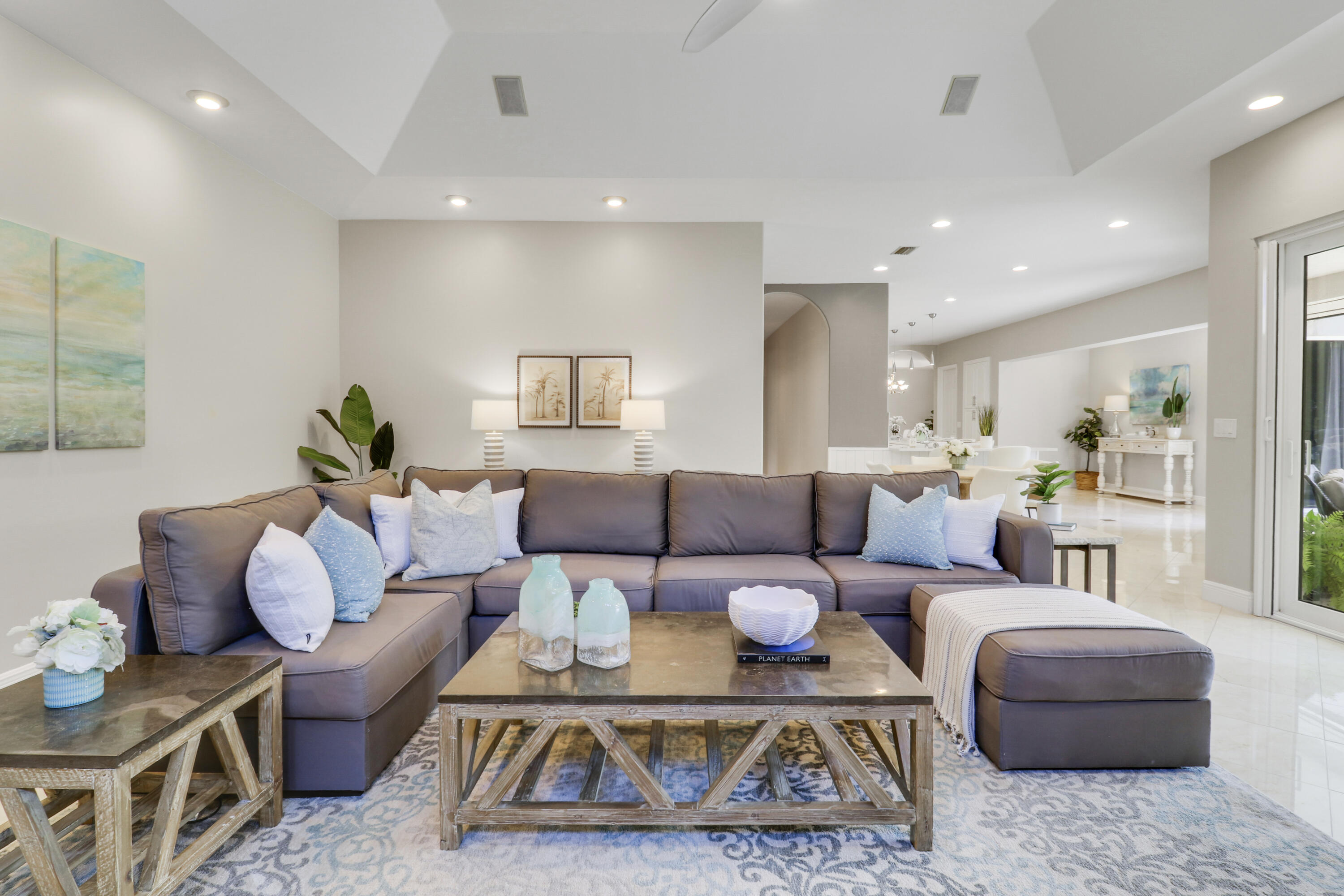 18512 SE Old Trl Jupiter, FL 33478