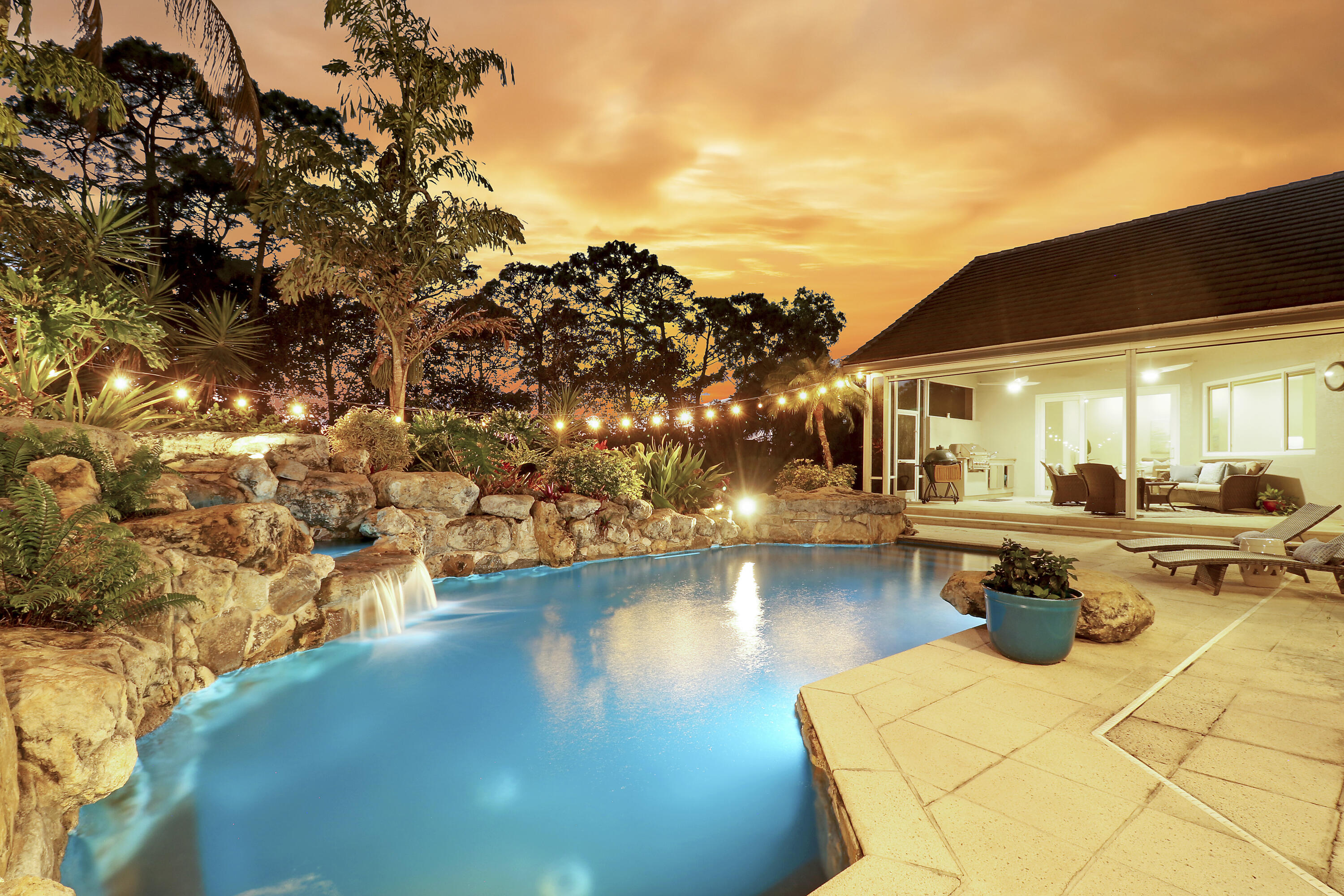 18512 SE Old Trl Jupiter, FL 33478