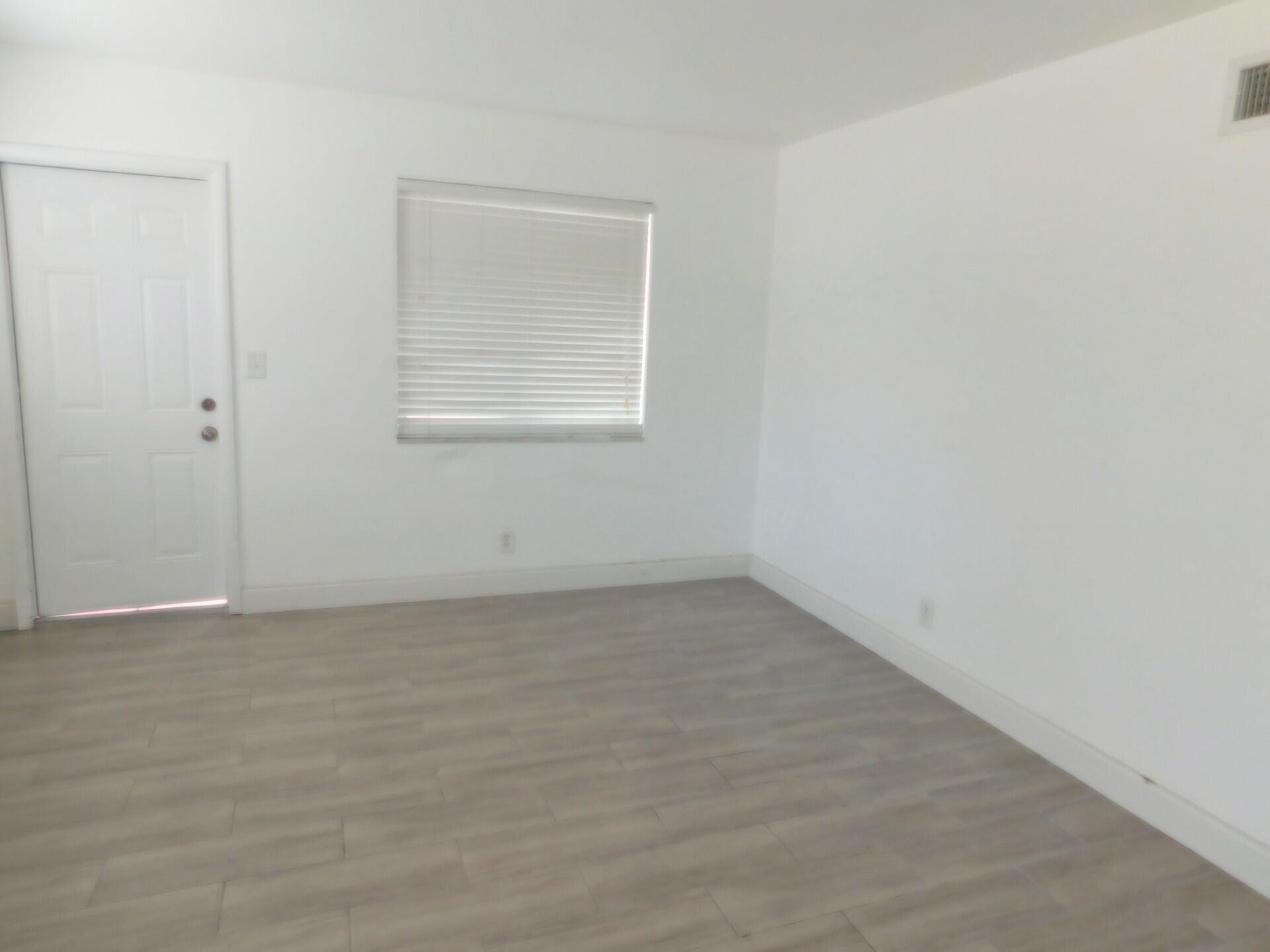 825 NE 6th #1-7 Fort Lauderdale, FL 33304