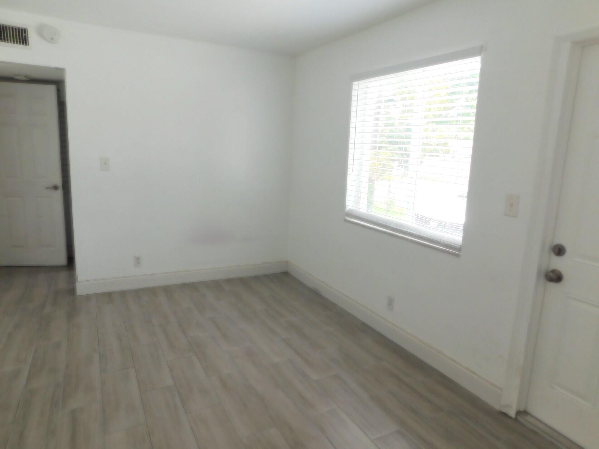 825 NE 6th #1-7 Fort Lauderdale, FL 33304