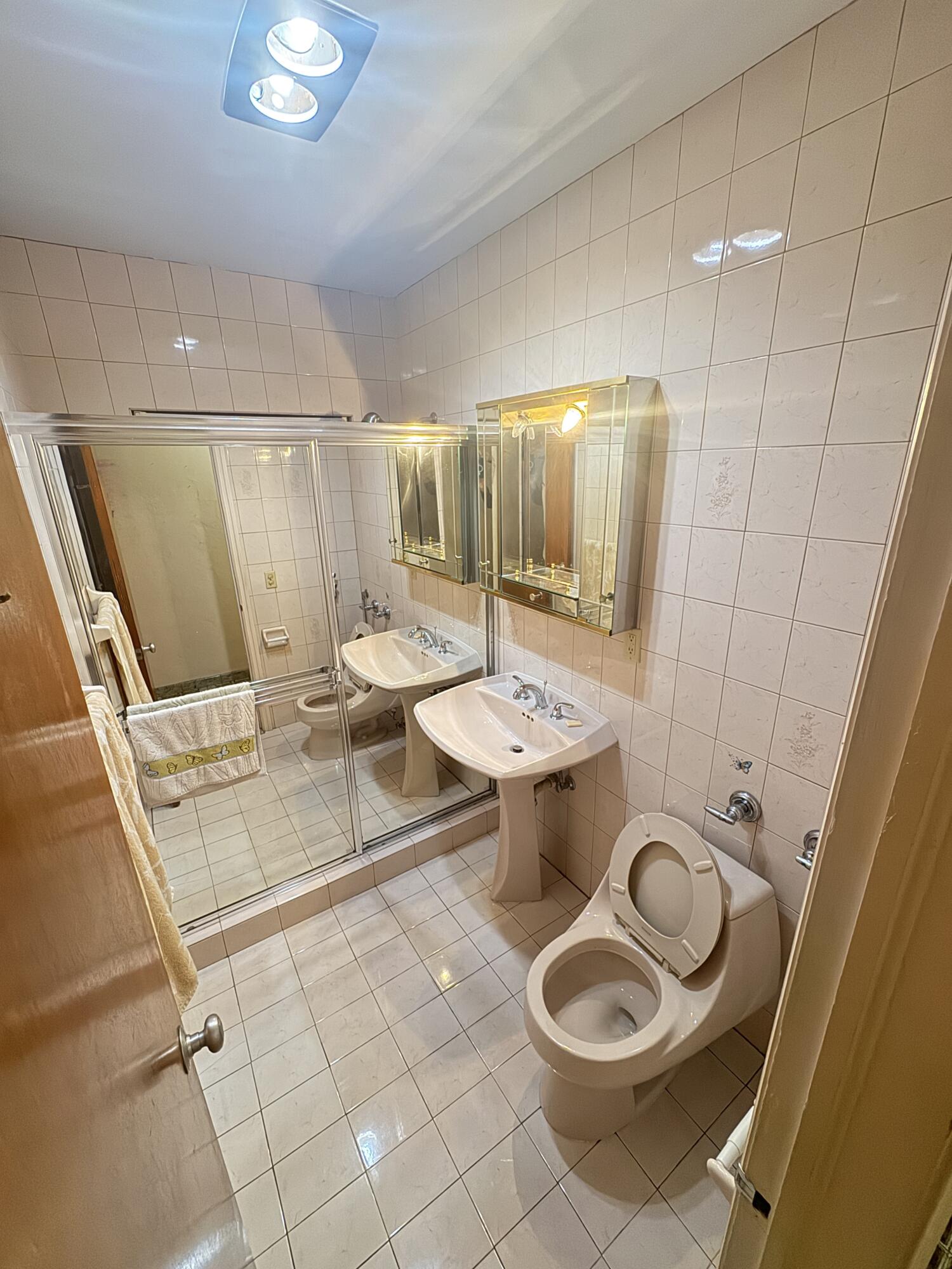 5000 SW 5th Miami, FL 33134