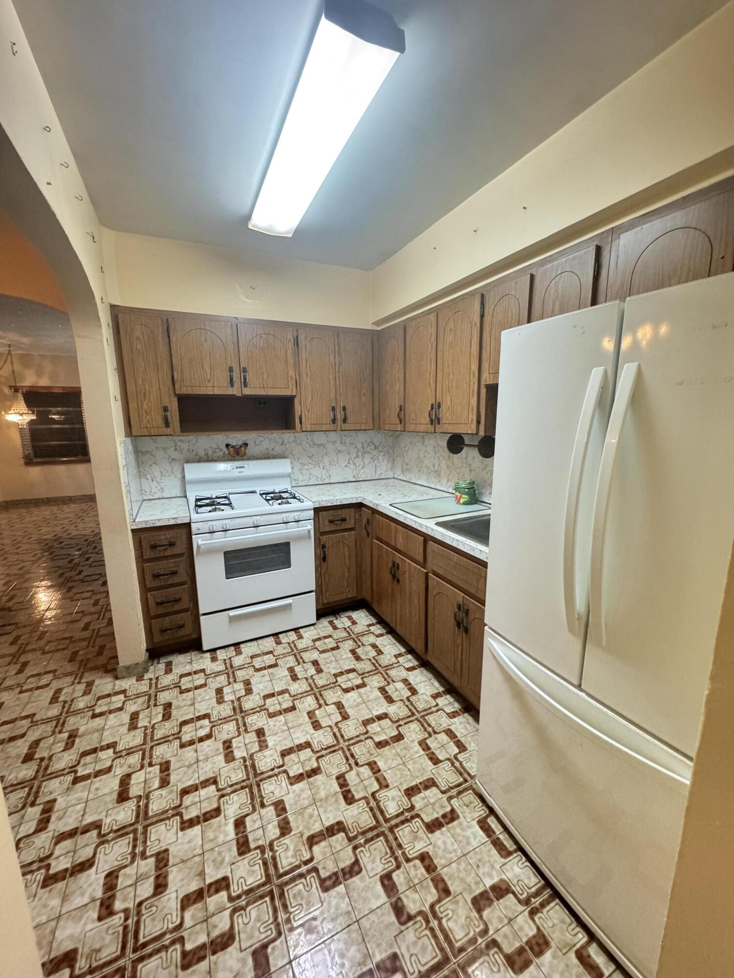 5000 SW 5th Miami, FL 33134