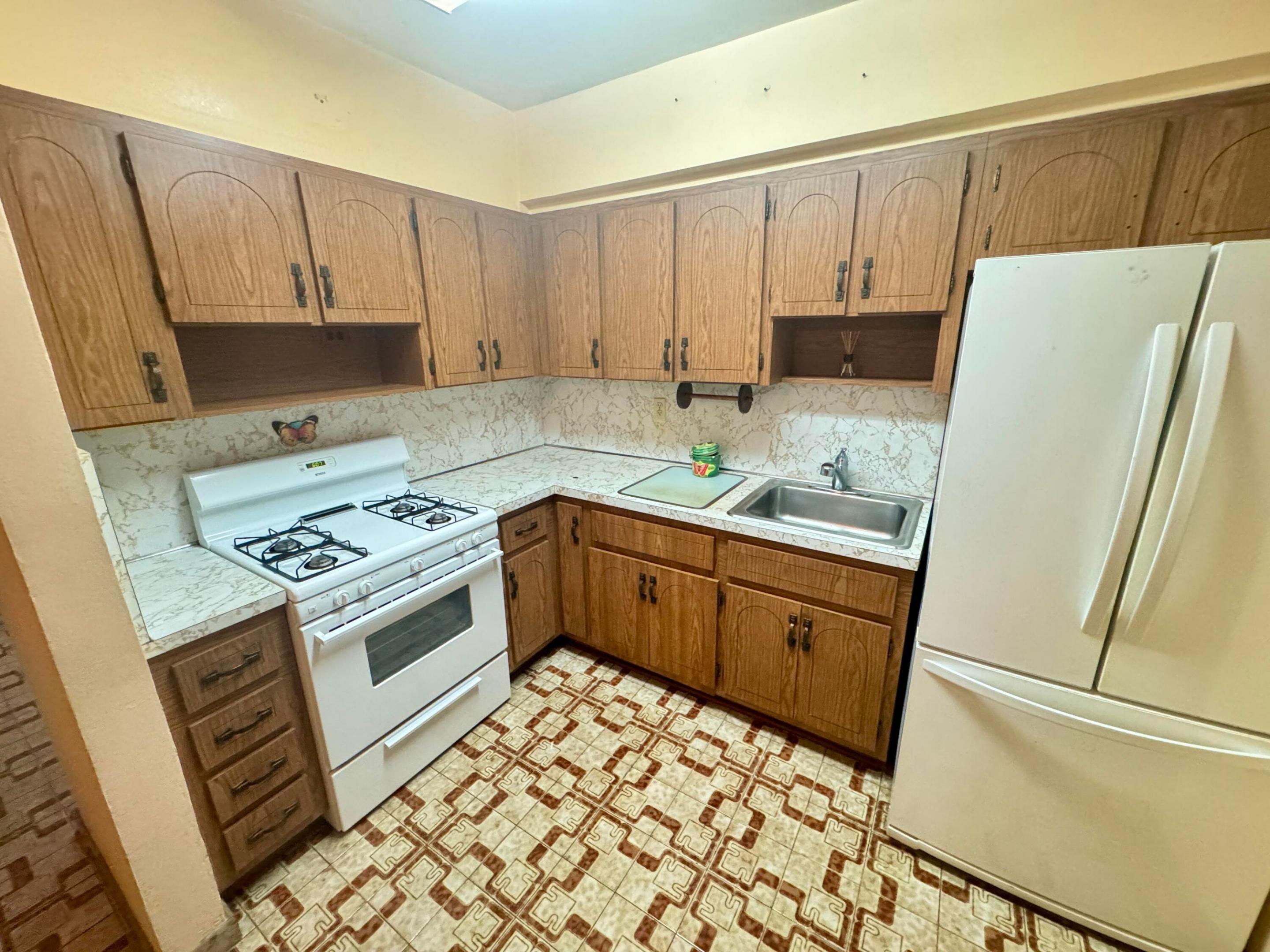 5000 SW 5th Miami, FL 33134