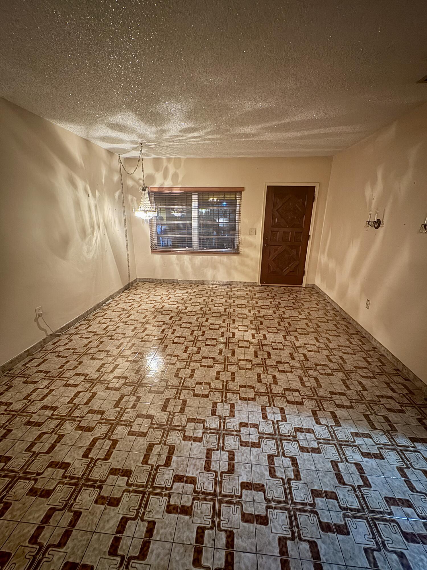 5000 SW 5th Miami, FL 33134