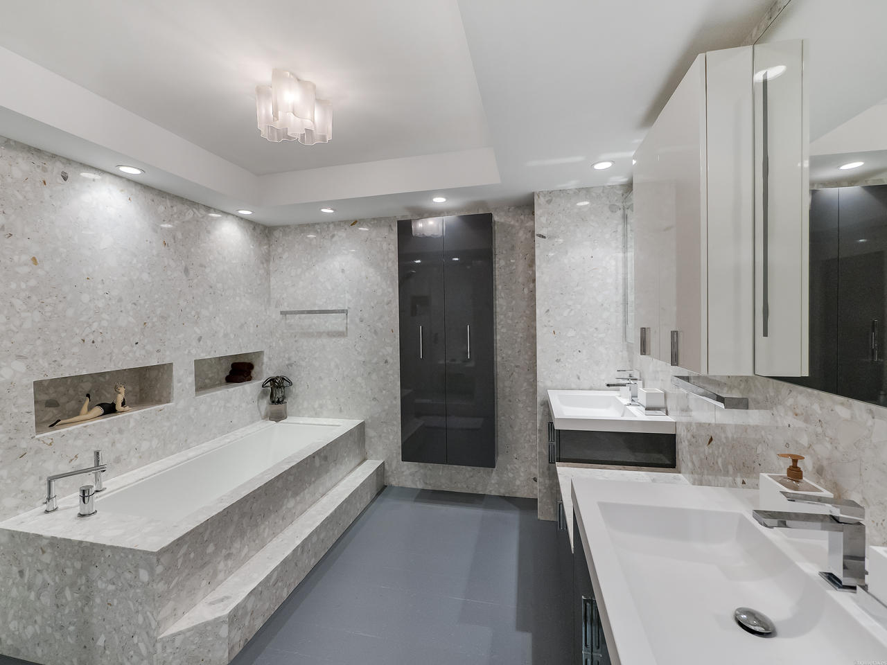 image Hamptons West20