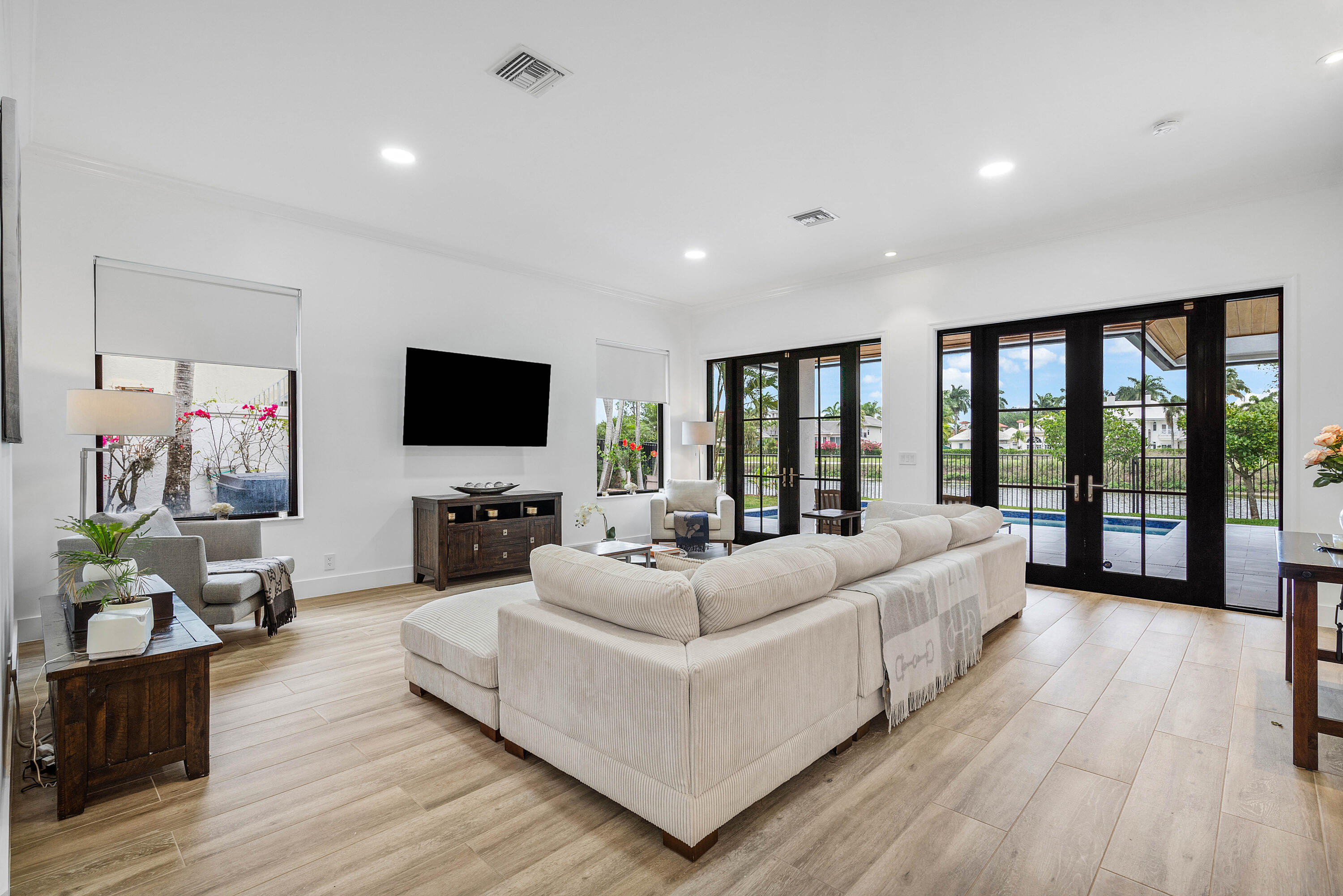 2800 Twin Oaks Wellington, FL 33414