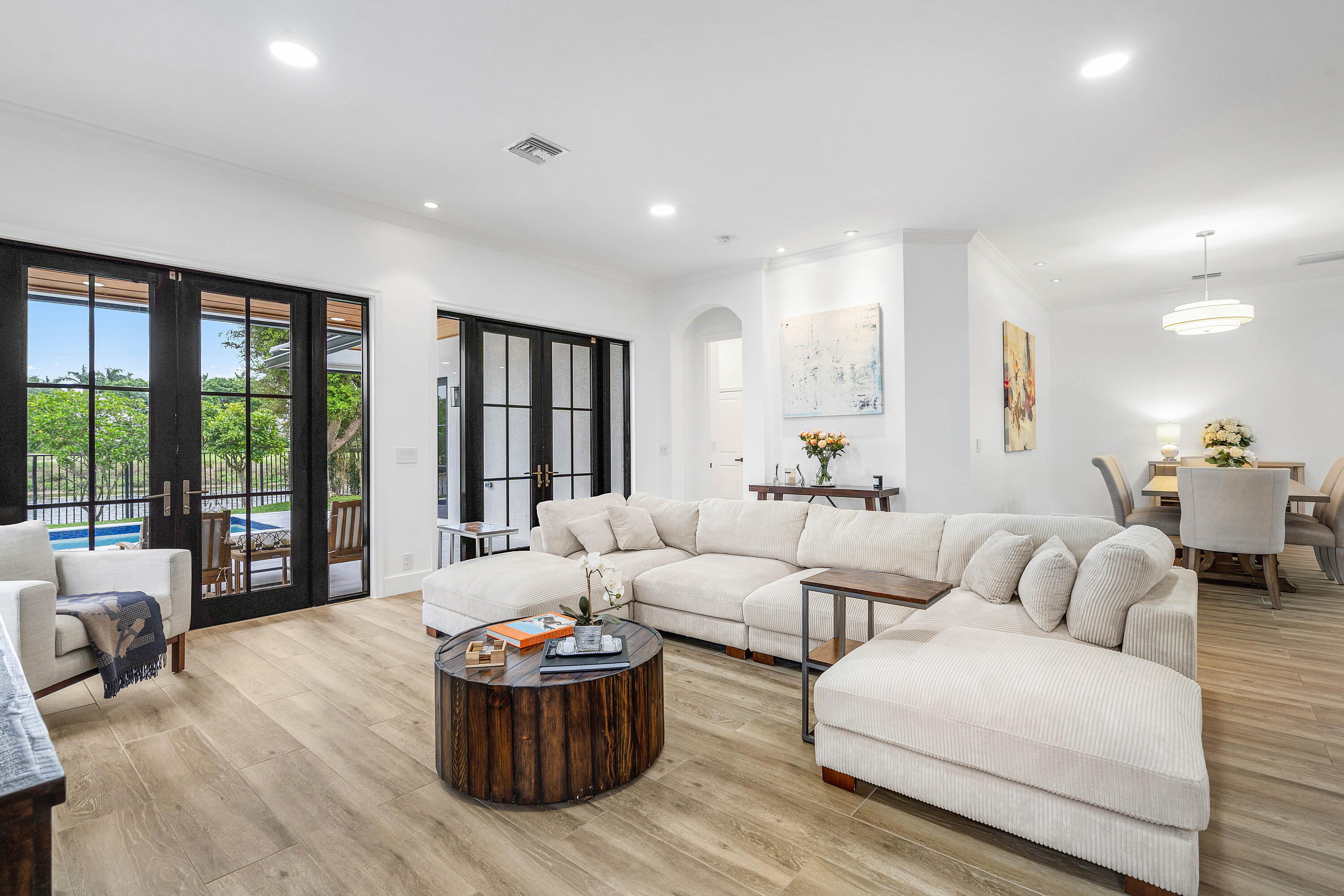 2800 Twin Oaks Wellington, FL 33414