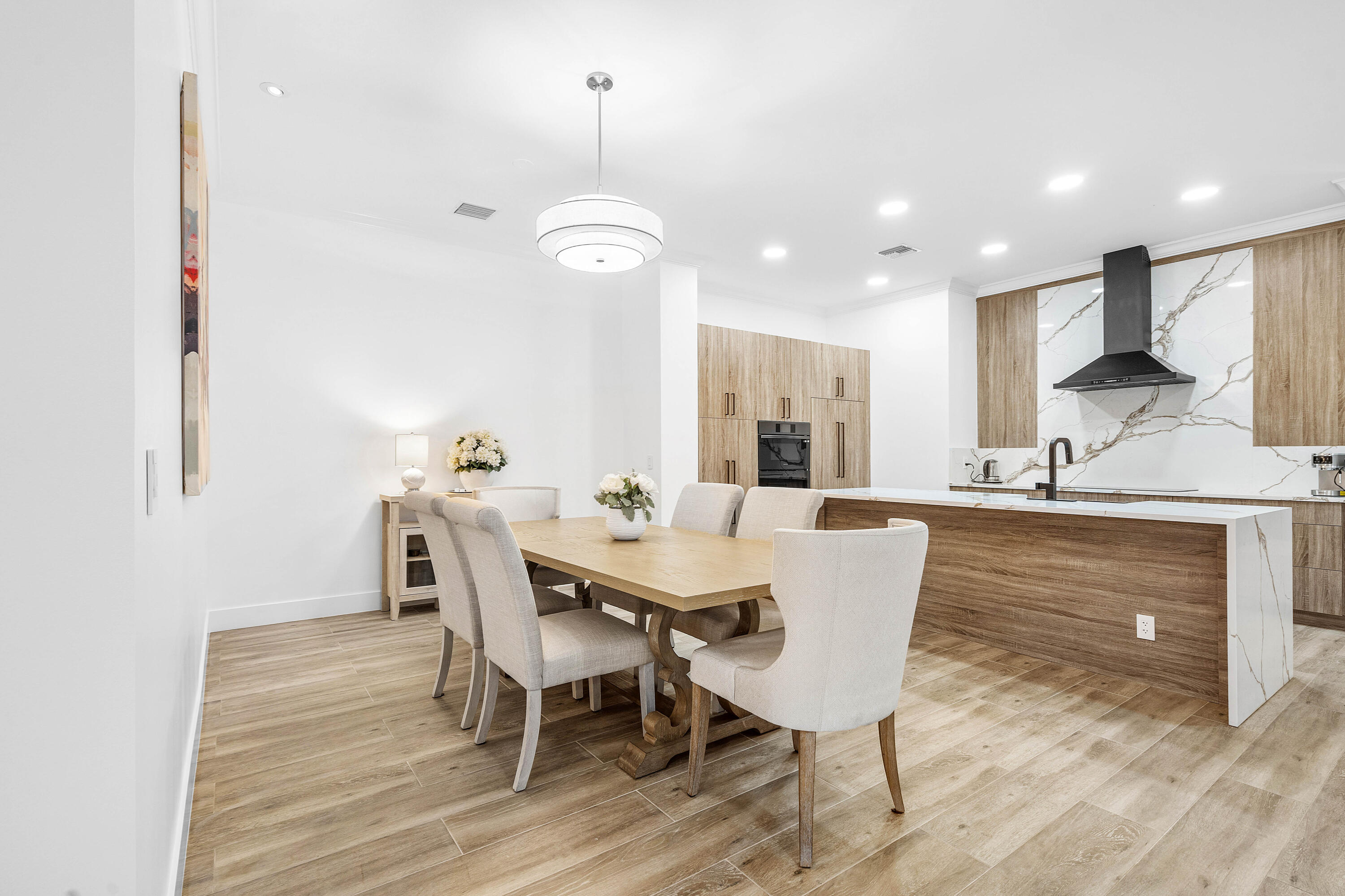 2800 Twin Oaks Wellington, FL 33414