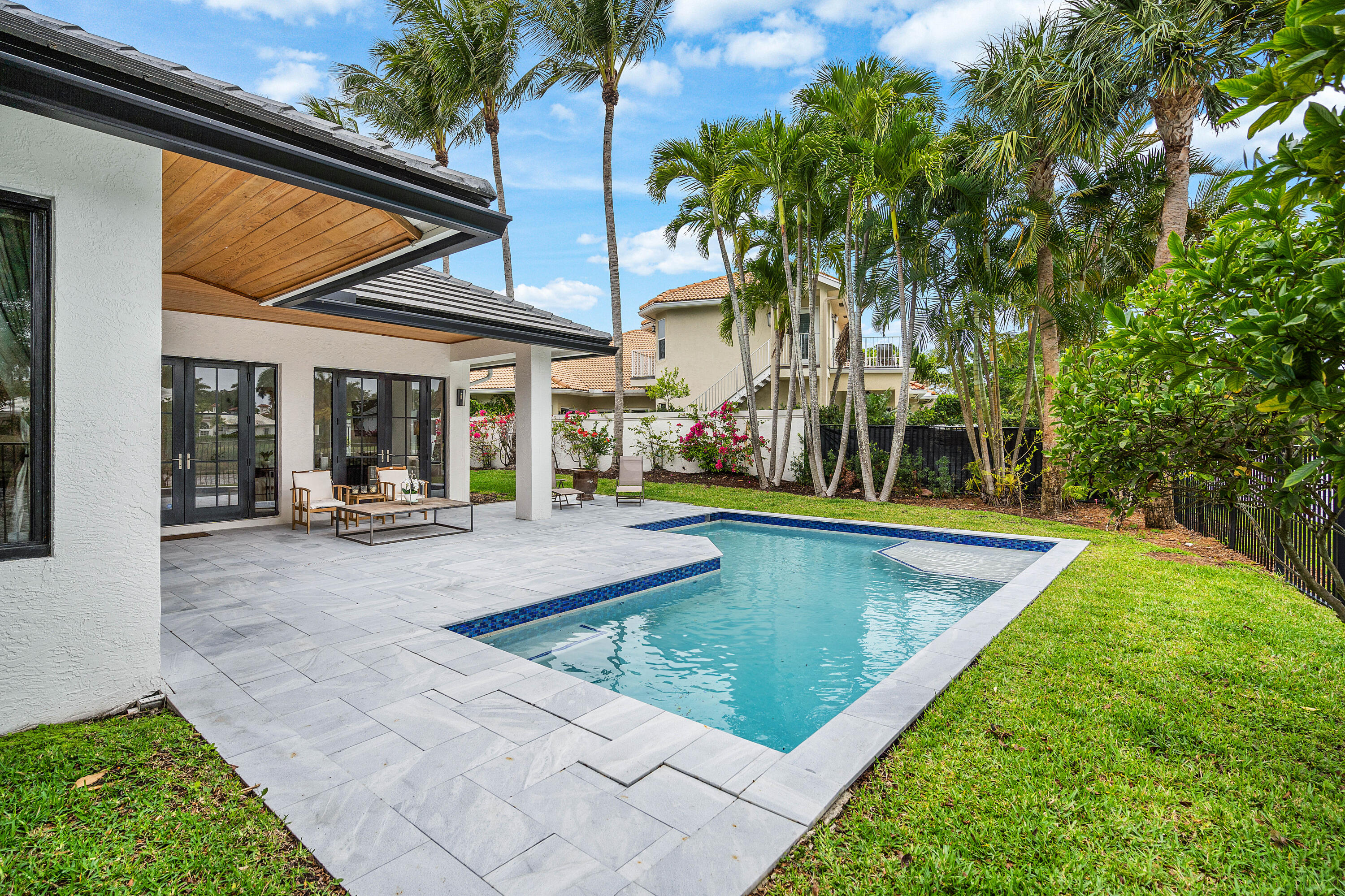 2800 Twin Oaks Wellington, FL 33414