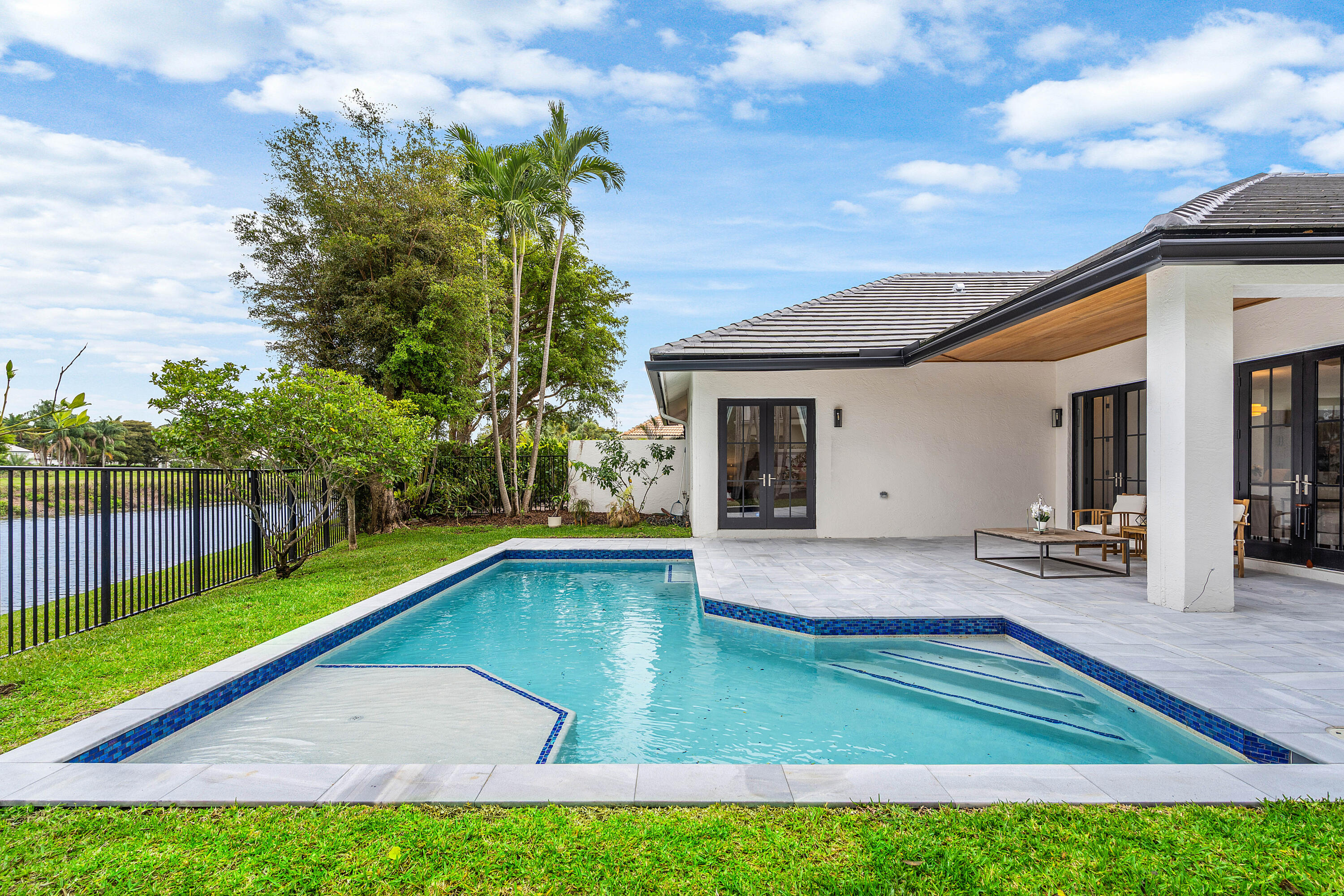 2800 Twin Oaks Wellington, FL 33414