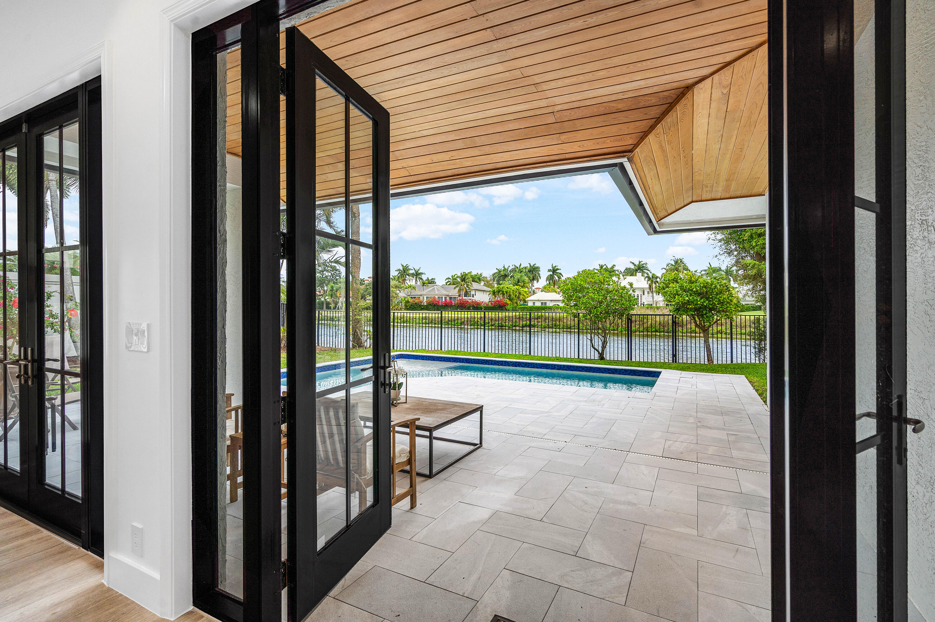 2800 Twin Oaks Wellington, FL 33414