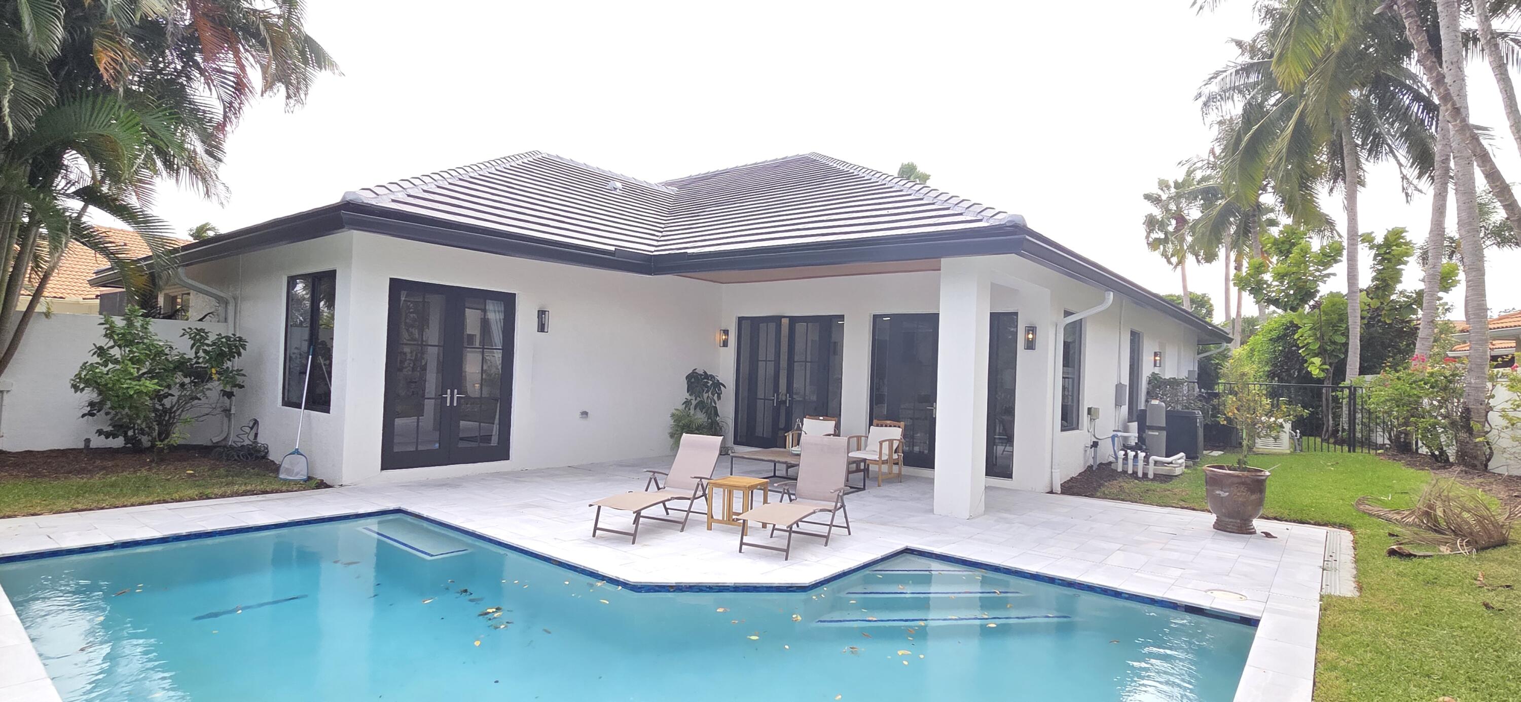 2800 Twin Oaks Wellington, FL 33414