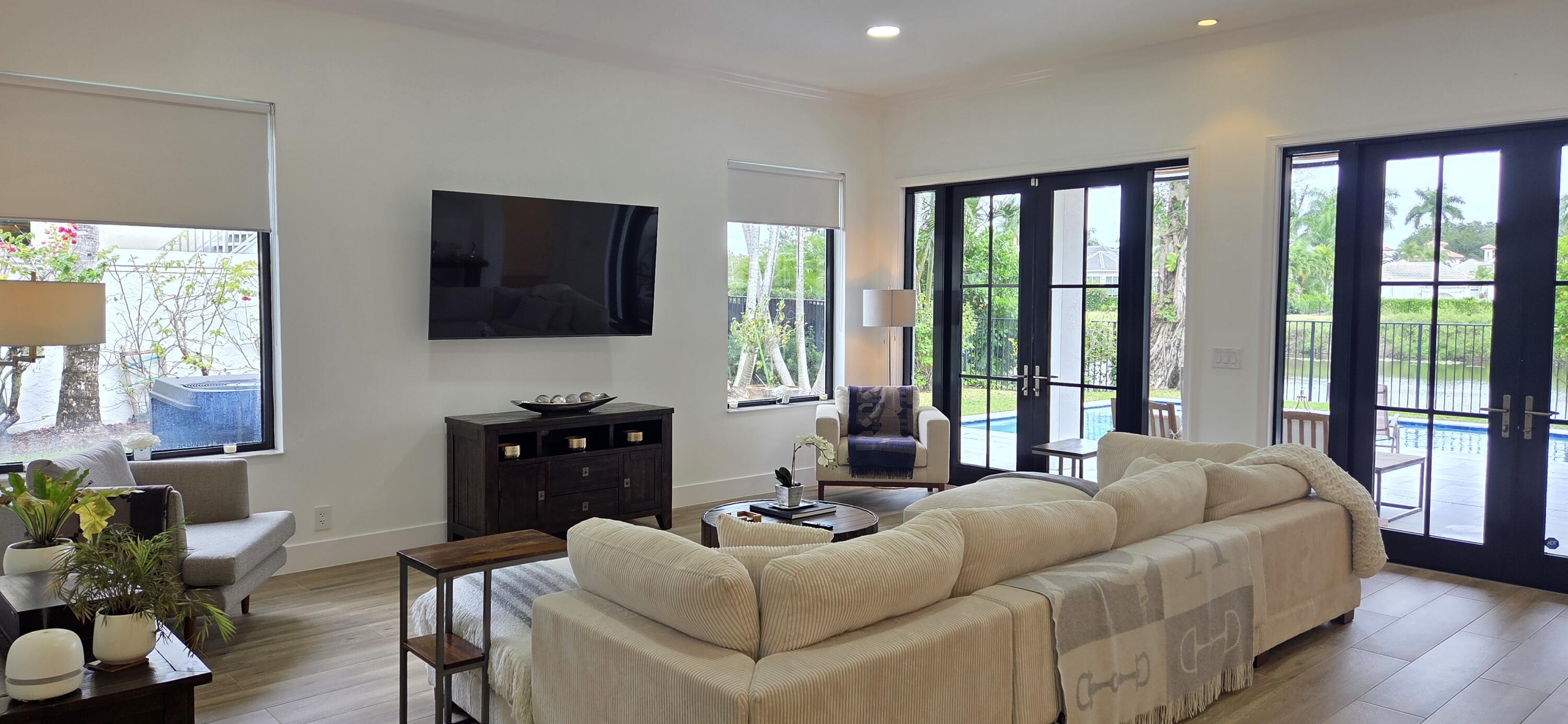 2800 Twin Oaks Wellington, FL 33414