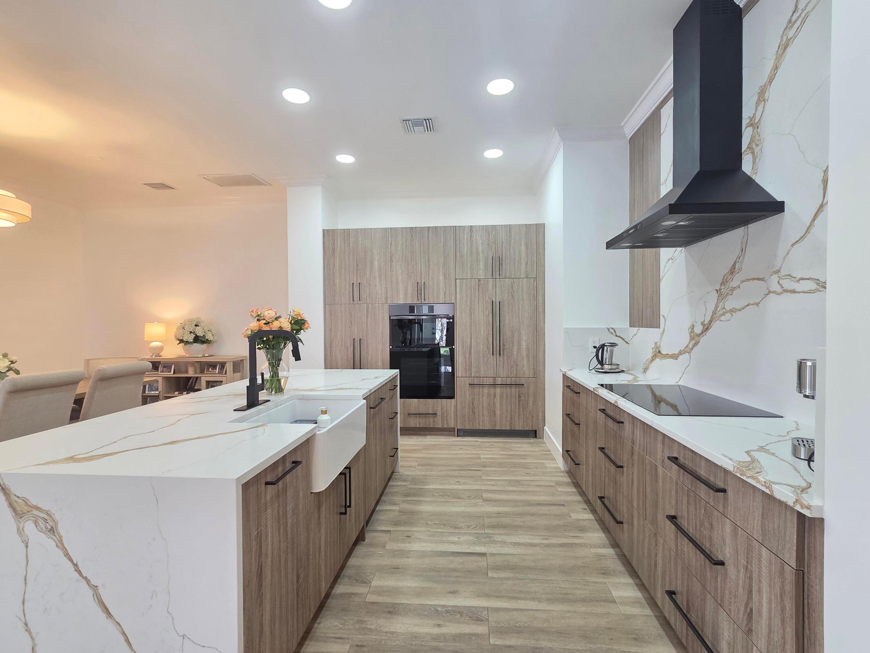 2800 Twin Oaks Wellington, FL 33414