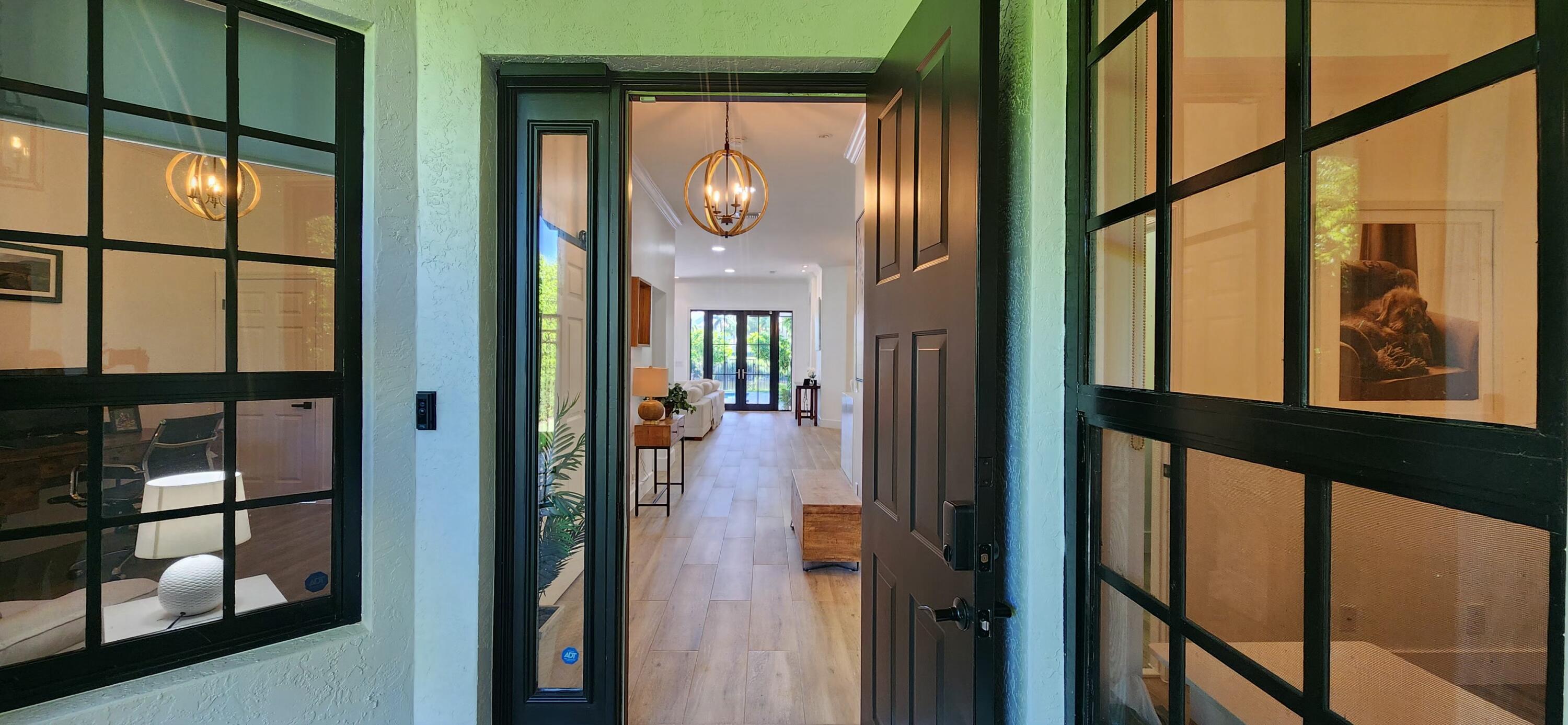 2800 Twin Oaks Wellington, FL 33414