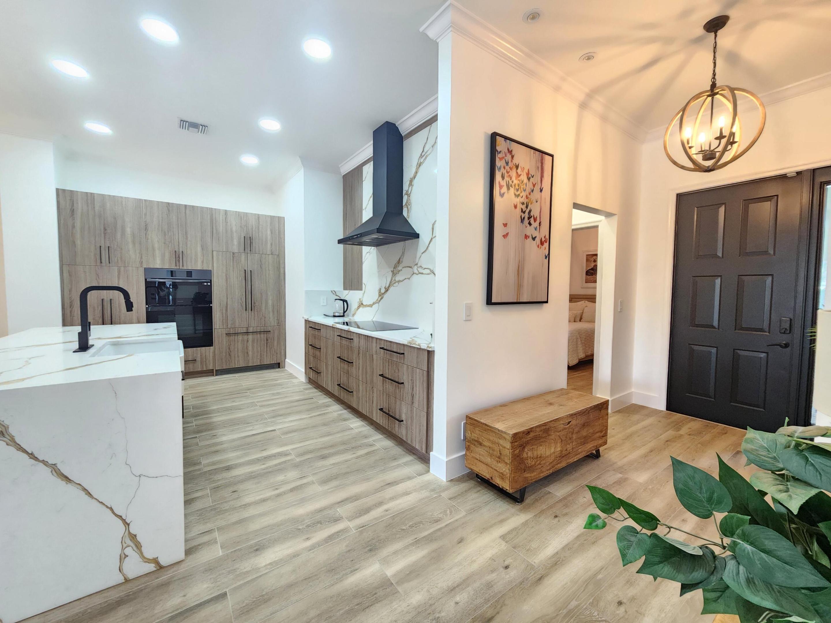 2800 Twin Oaks Wellington, FL 33414