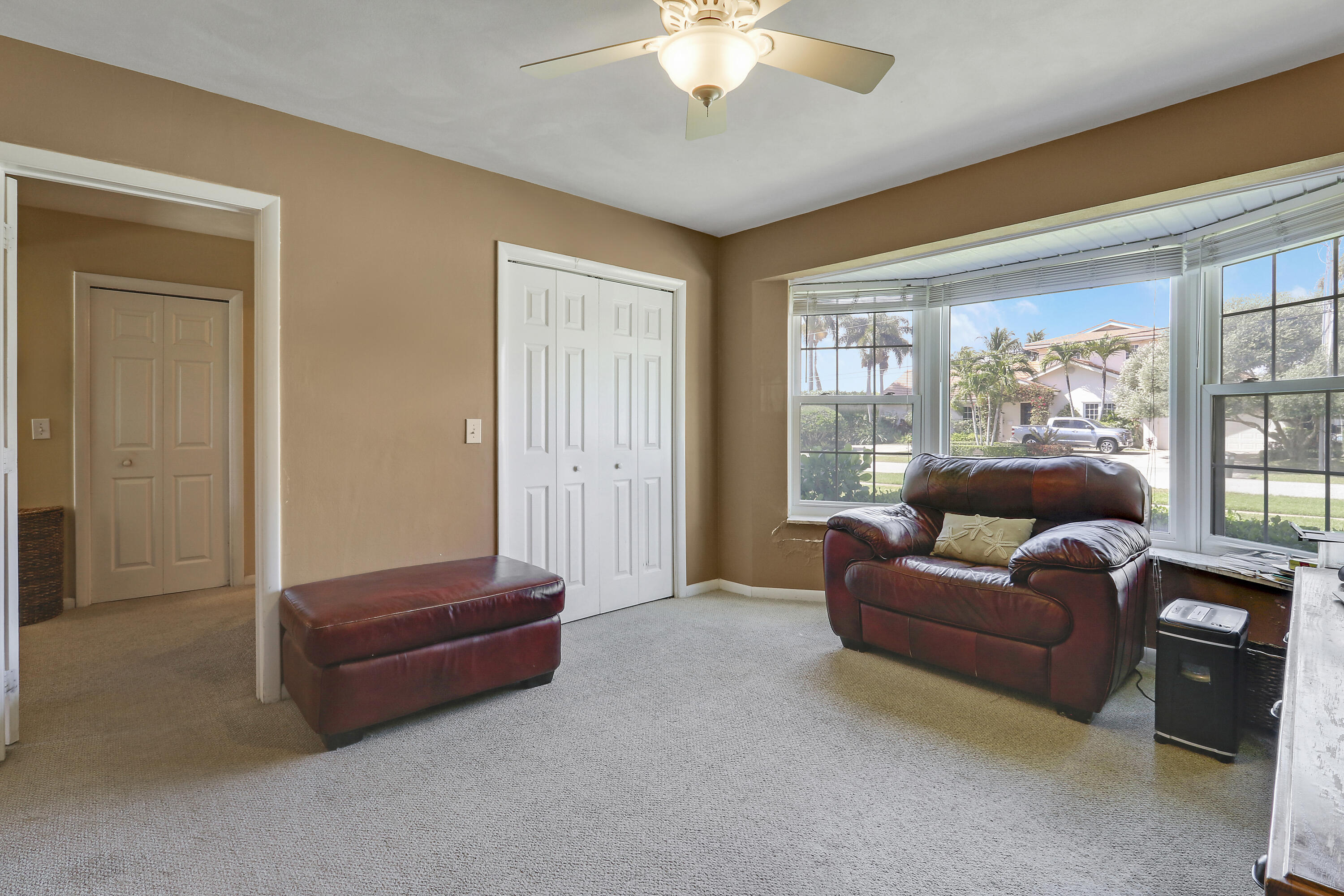 856 Country Clb North Palm Beach, FL 33408