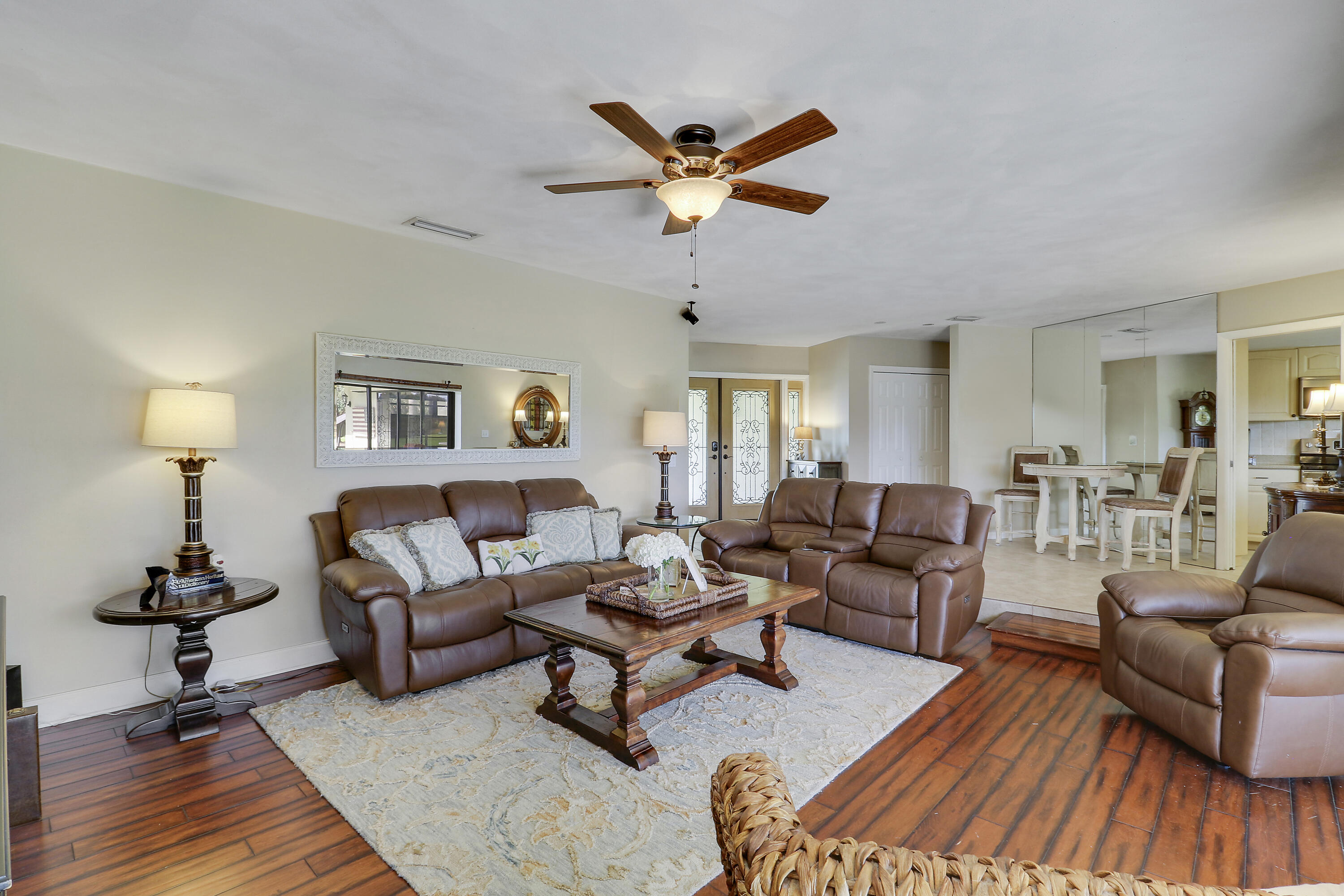 856 Country Clb North Palm Beach, FL 33408