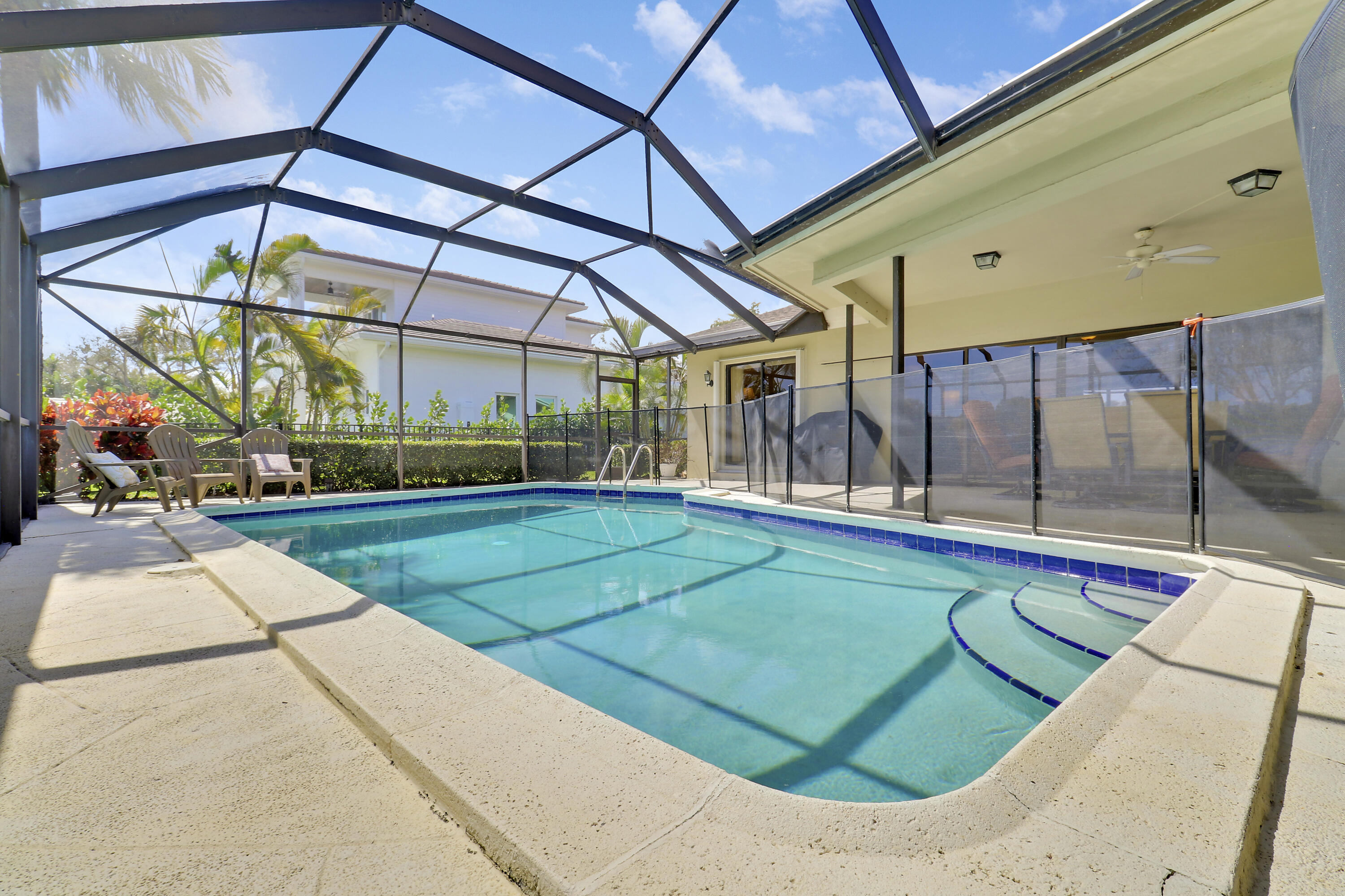 856 Country Clb North Palm Beach, FL 33408