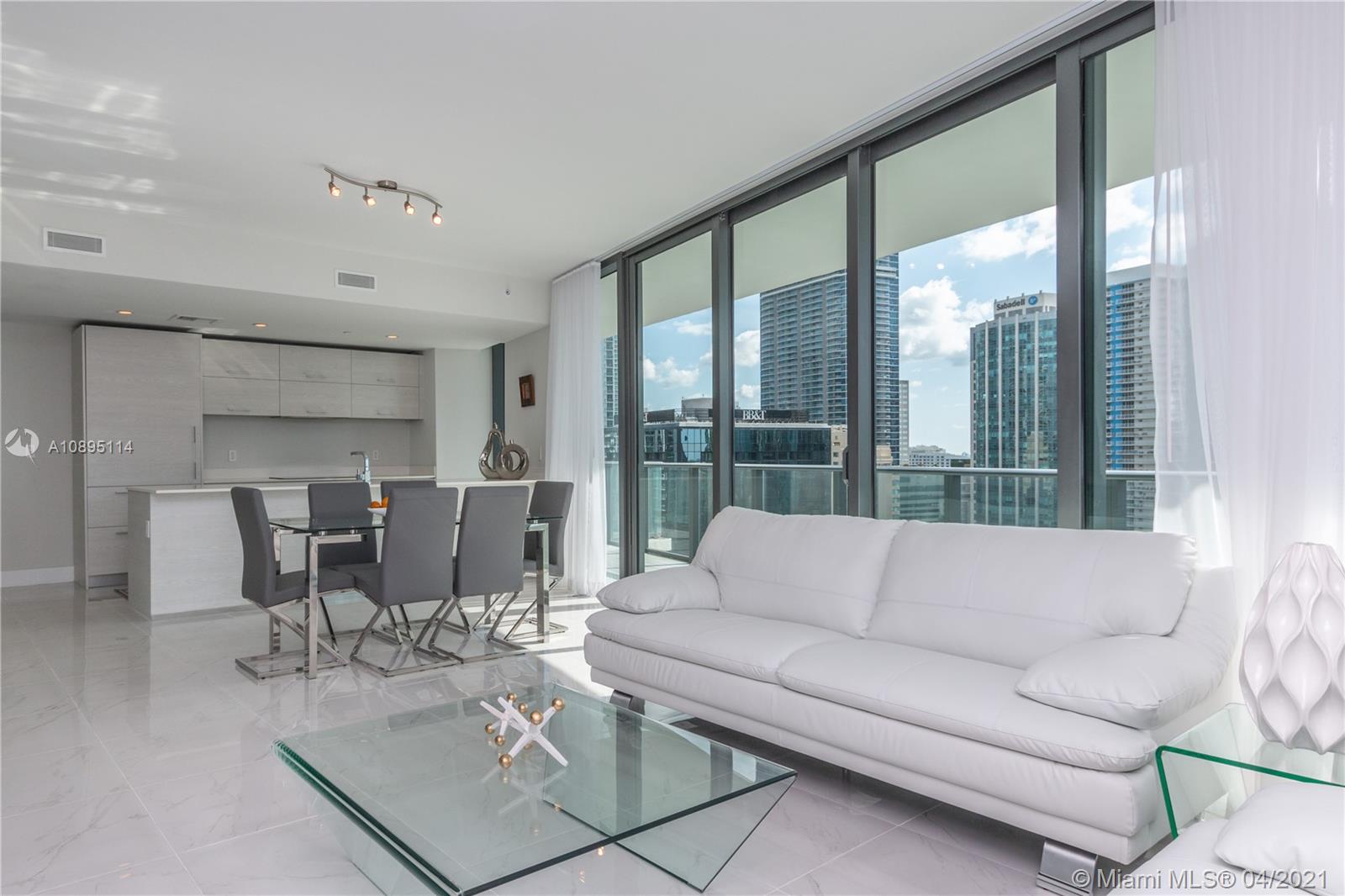 1300 S Miami Ave #1905,Miami, FL 33130