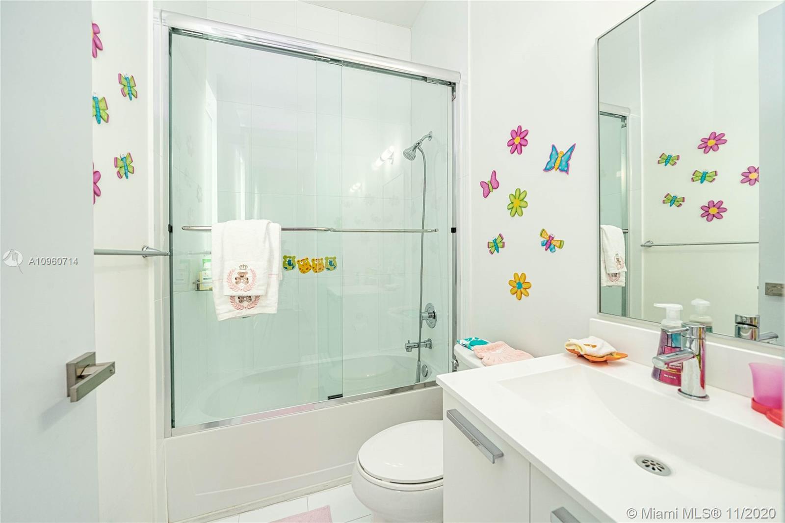 527 Anastasia Ave Coral Gables, FL 33134