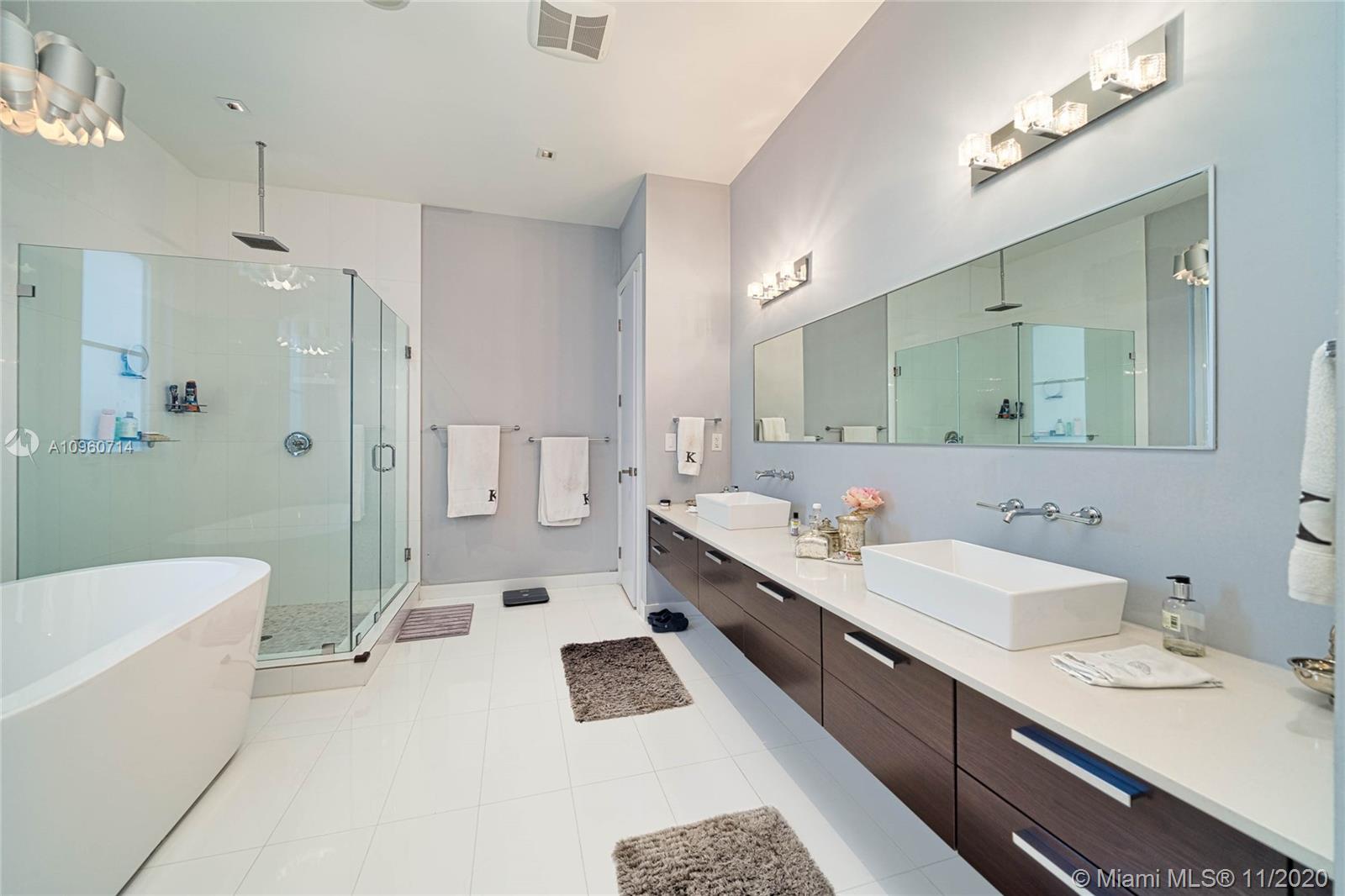 527 Anastasia Ave Coral Gables, FL 33134