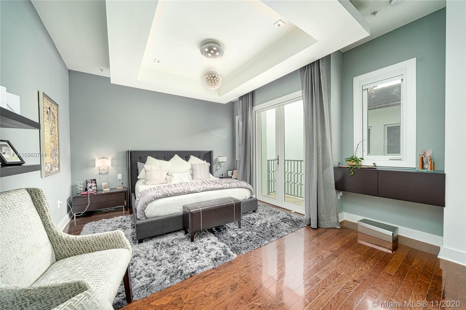 527 Anastasia Ave Coral Gables, FL 33134