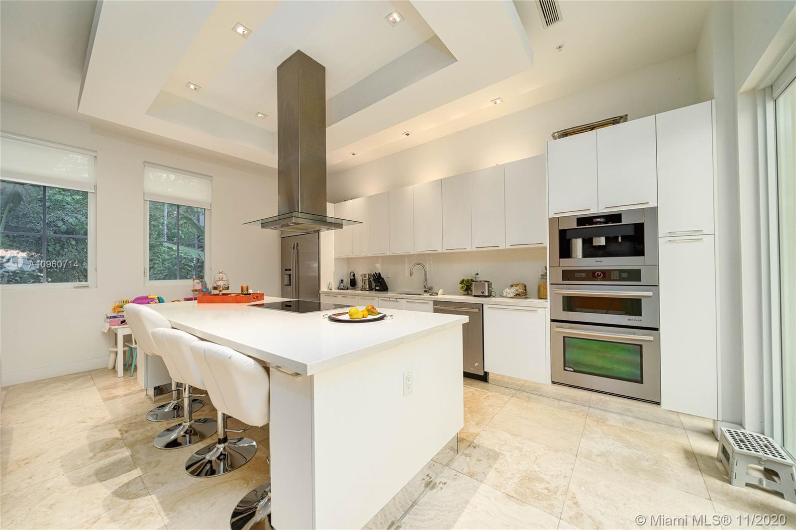 527 Anastasia Ave Coral Gables, FL 33134